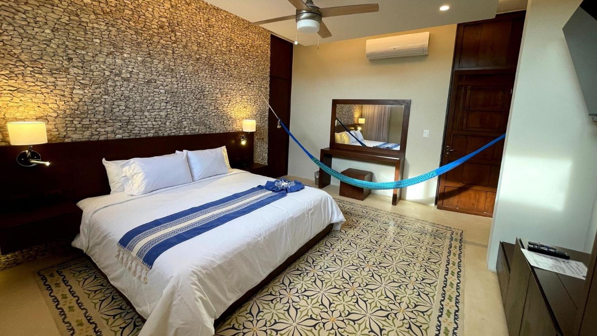 Superior Queen Room