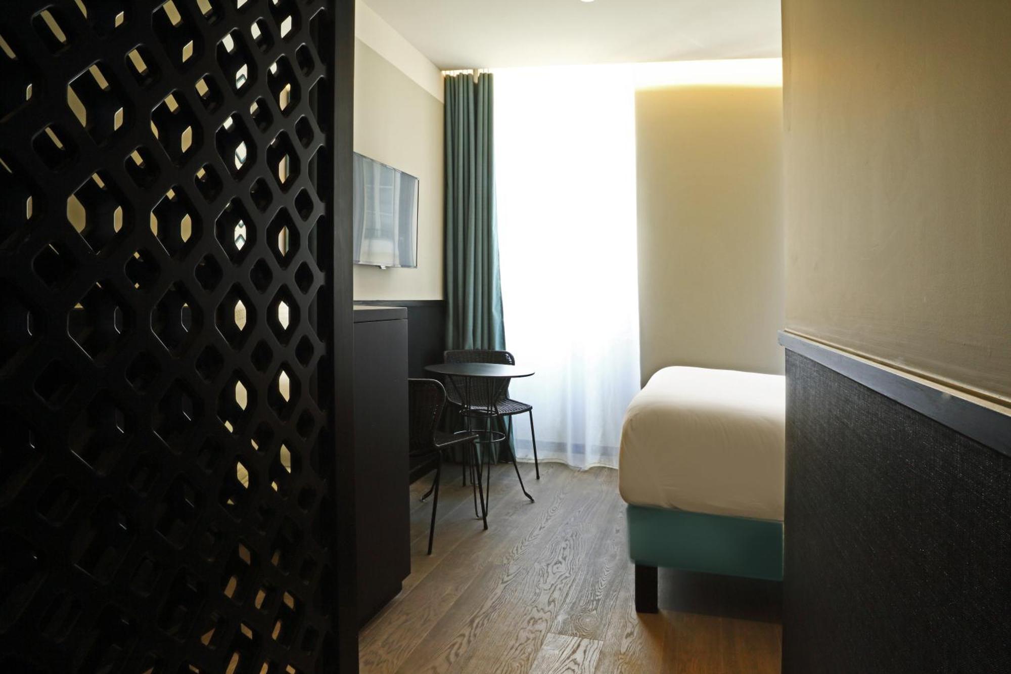 Deluxe Double Room Terrace,1273772065:JPEG