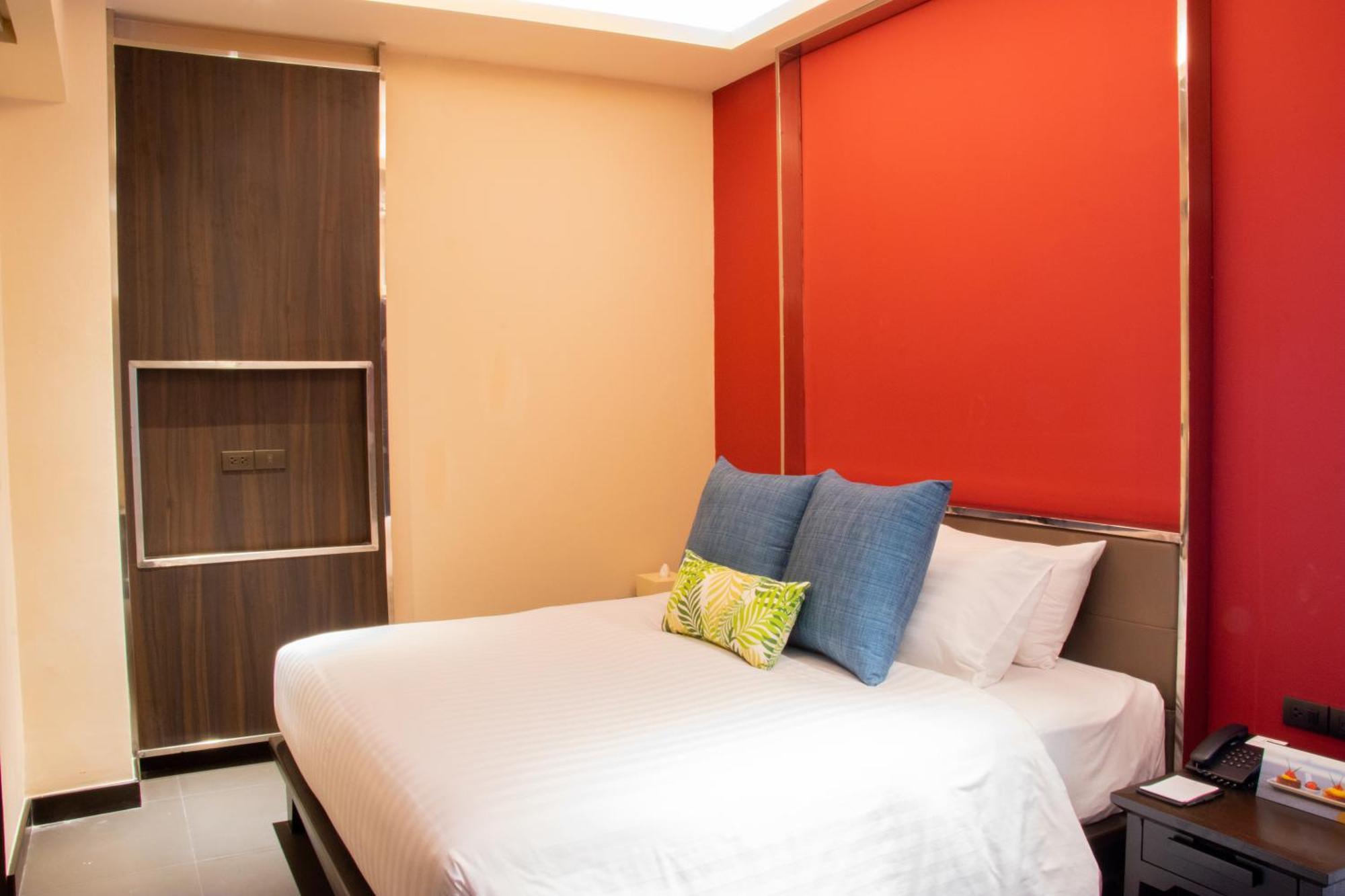 One-Bedroom Suite,1208998621:JPEG
