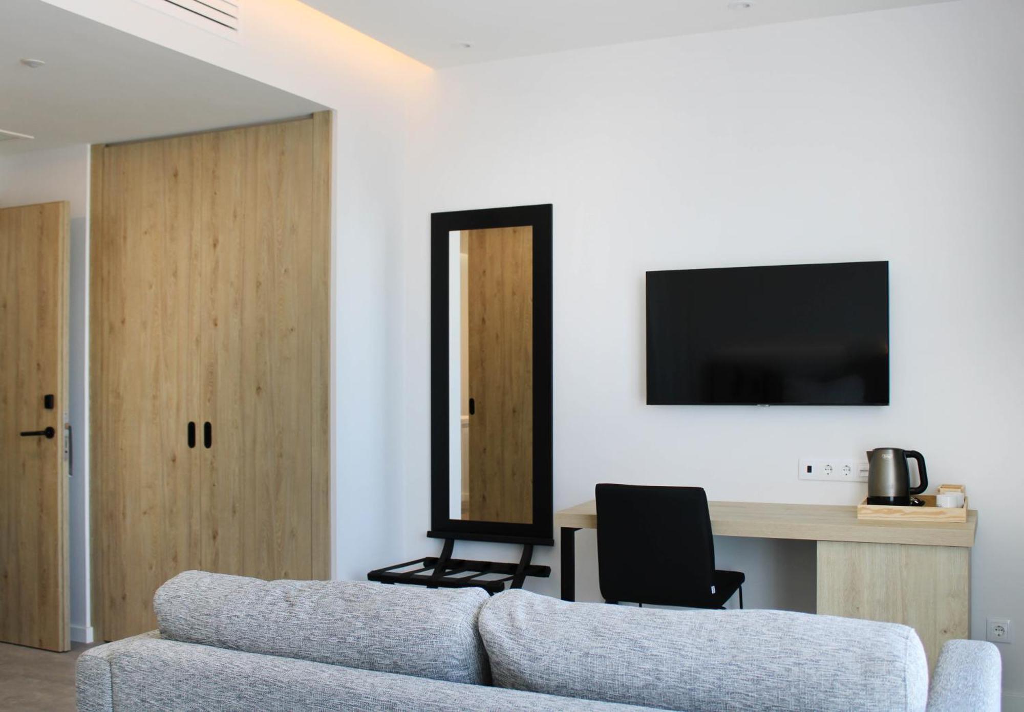 Premium Double Room Partial Sea View