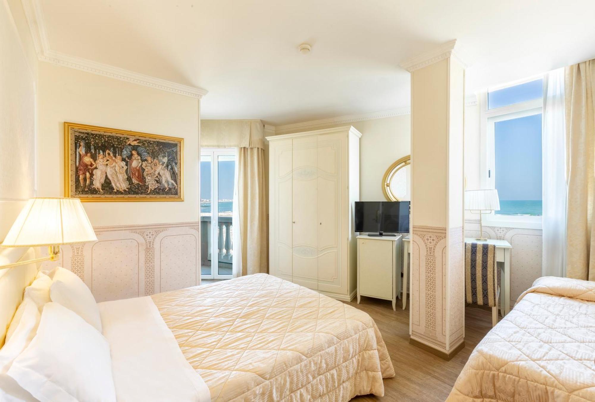Classic Triple Room