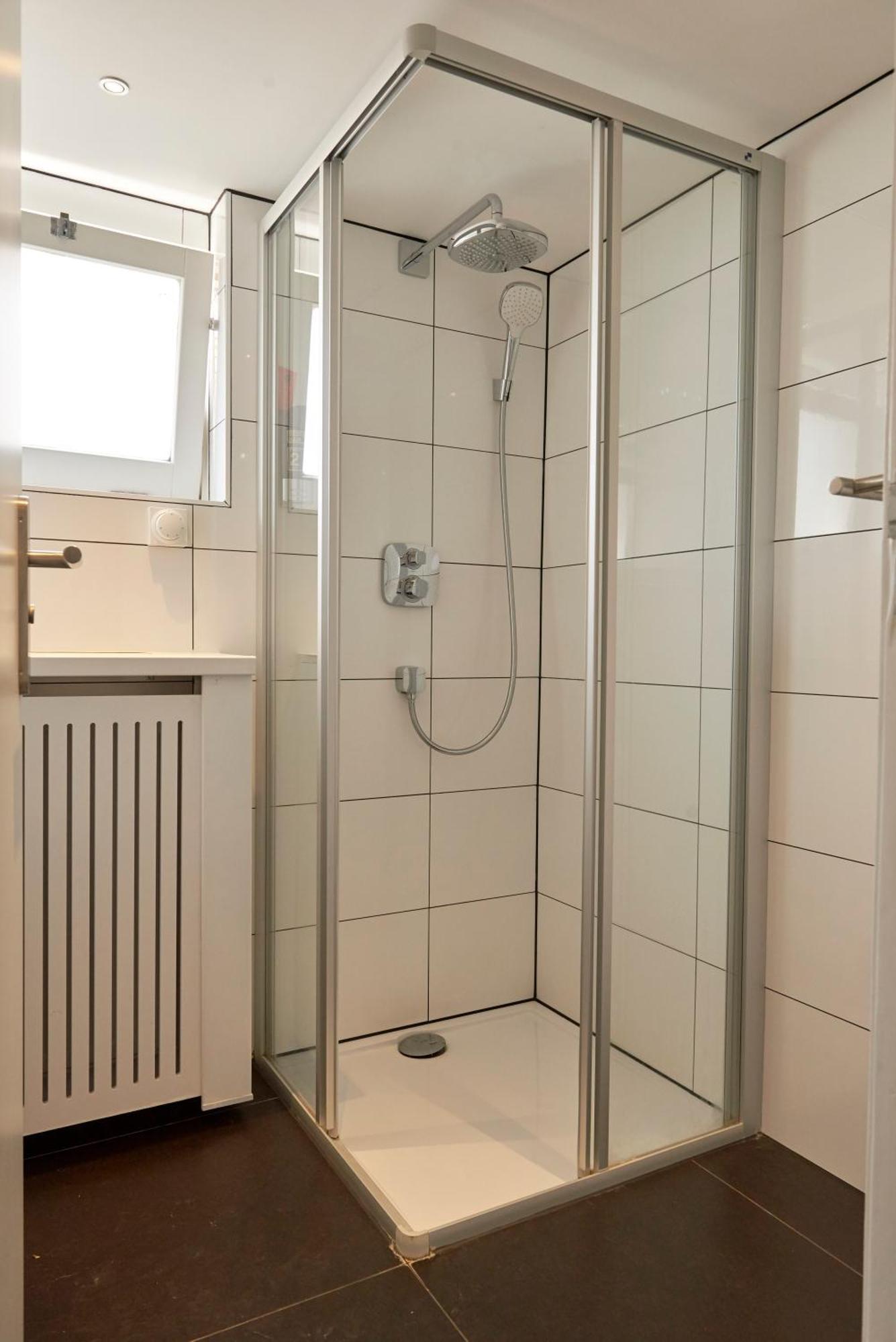 Habitación Individual Básica con baño compartido