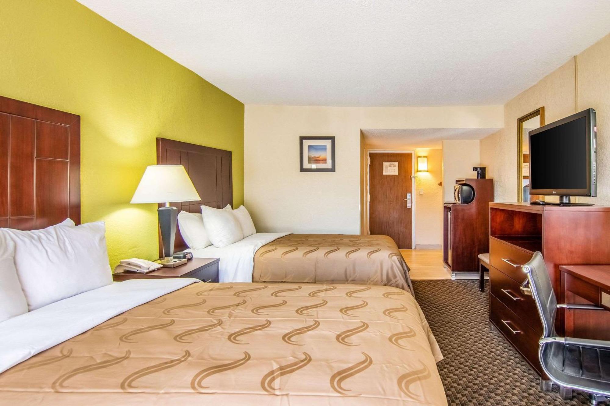 Double Room Two Double Beds Non-Smoking