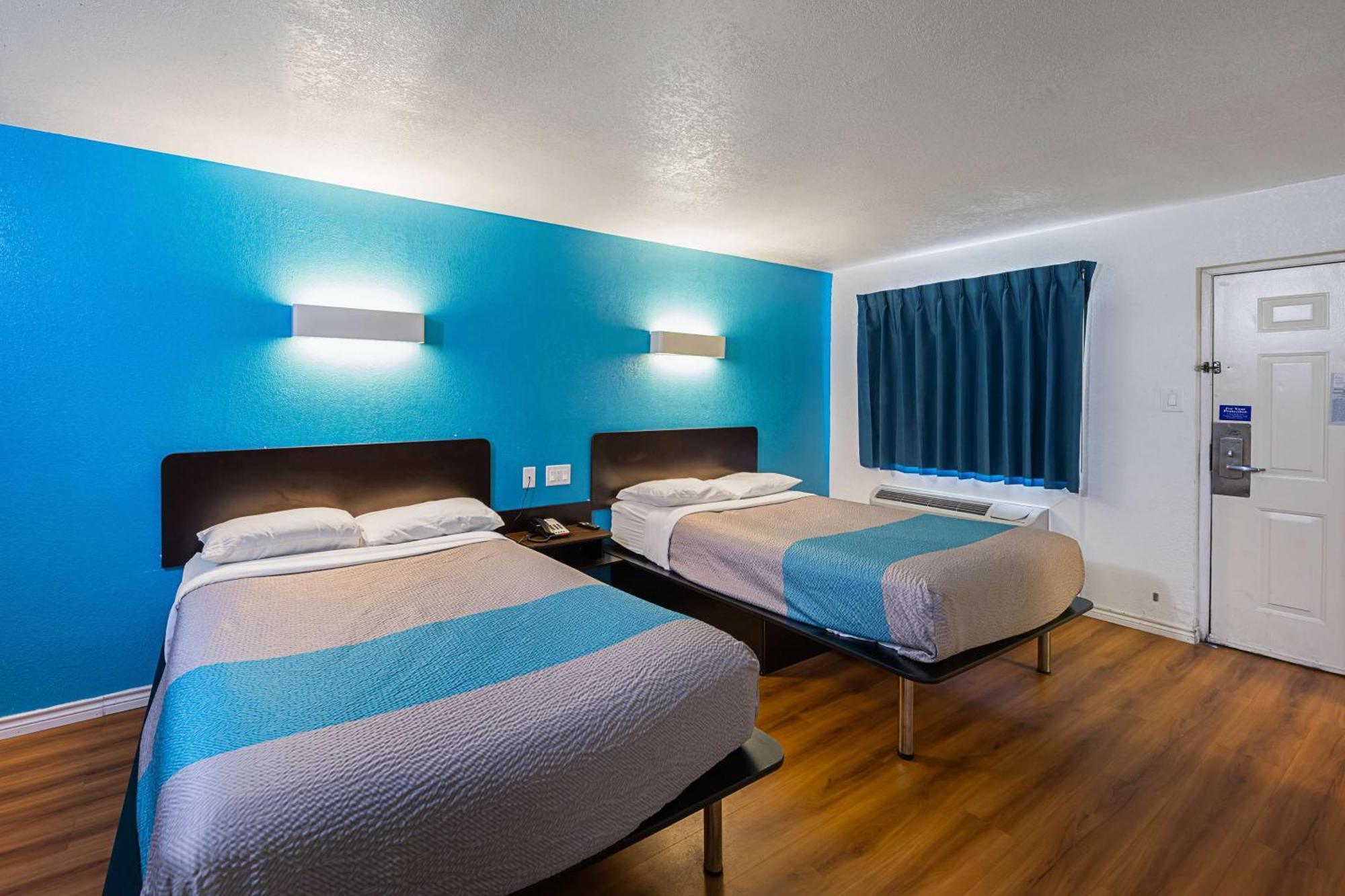 Quadruple Room Smoking