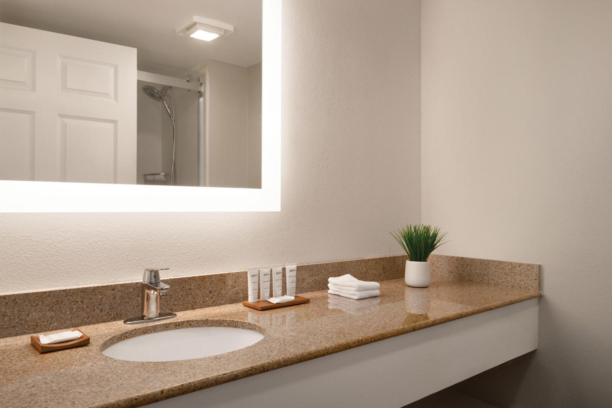 One-Bedroom Deluxe Suite Two Double Beds Sofa Bed & Kitchen Non Smoking,1211604238:JPEG