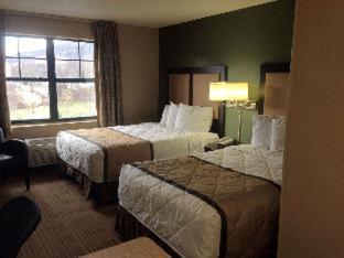 2 Queen Beds 