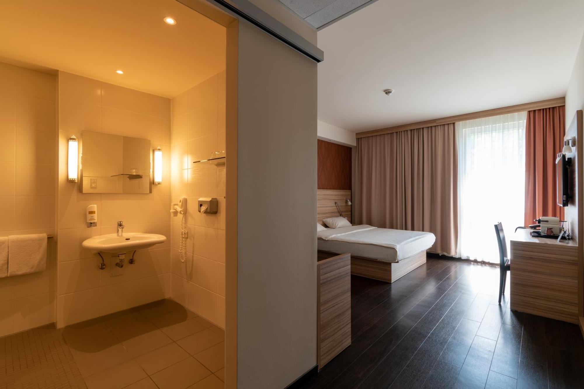 Superior Zimmer mit Kingsize-Bett - barrierefrei