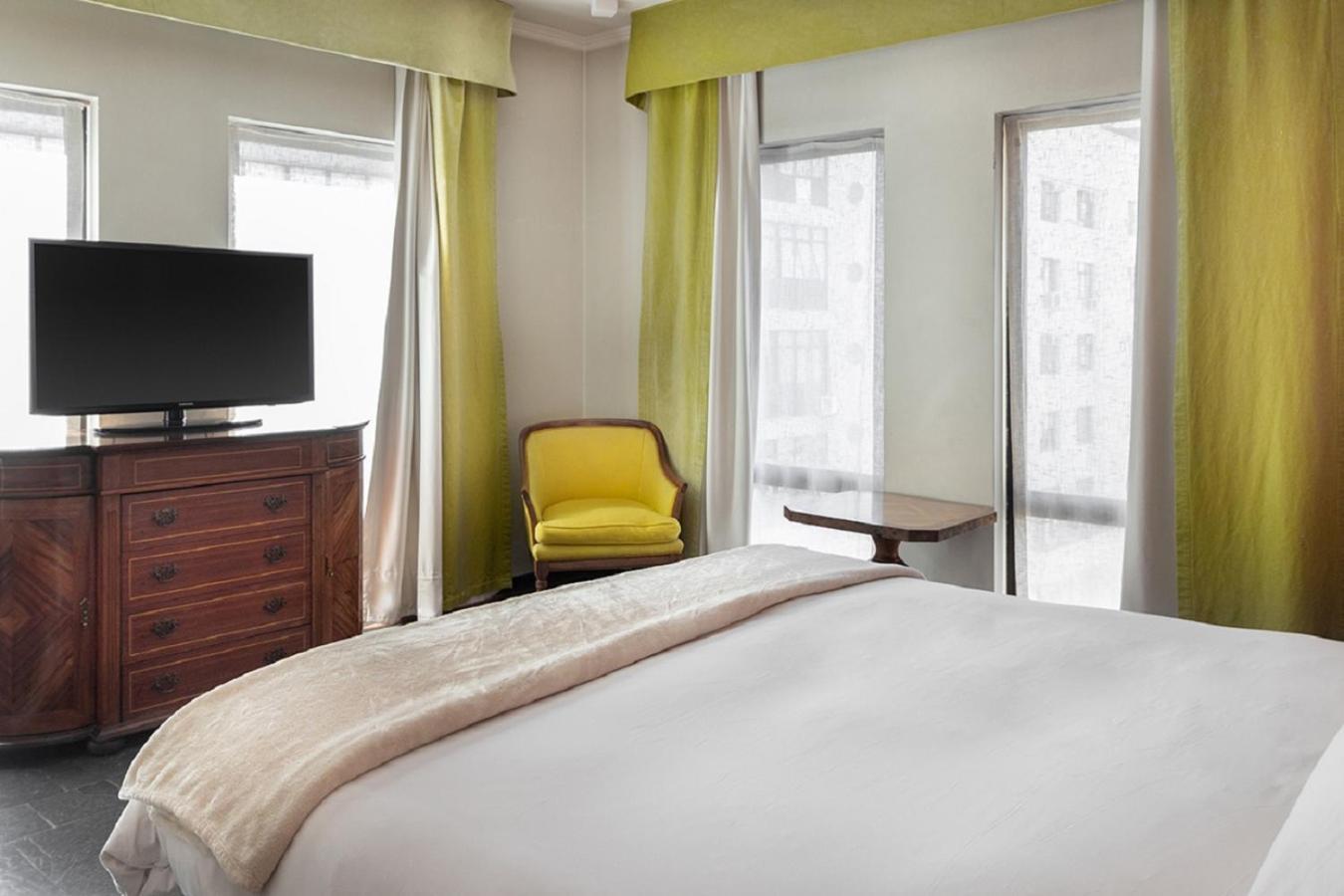 King Suite