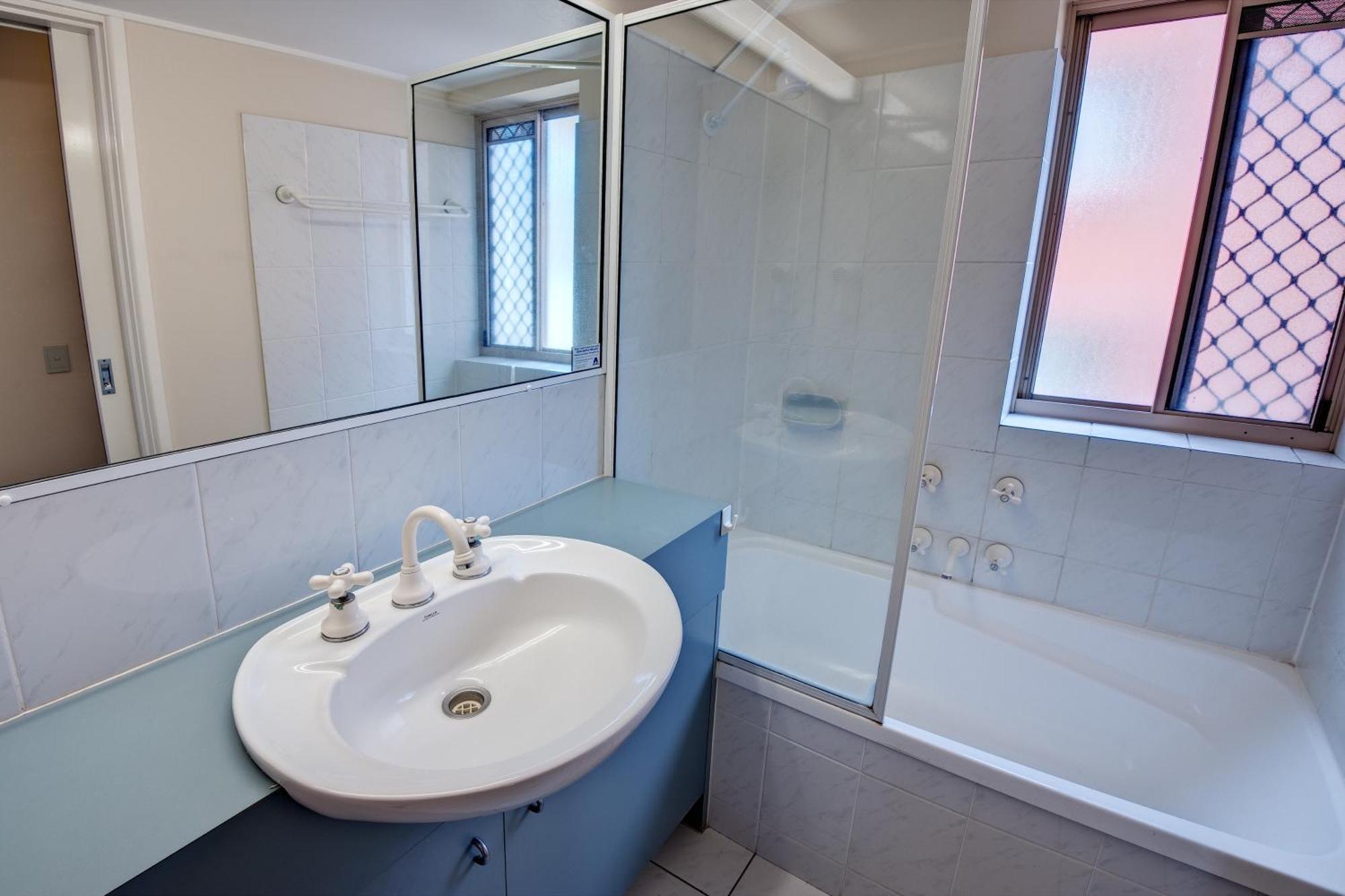 Three-Bedroom Superior Ocean View Apartment