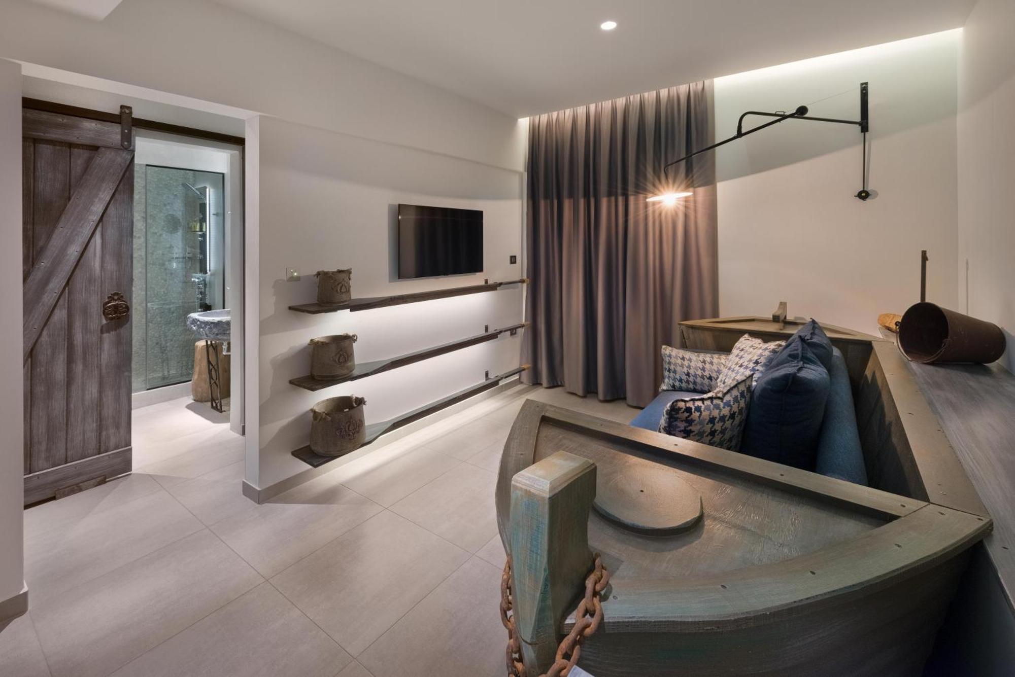 Deluxe Junior Suite Balcony