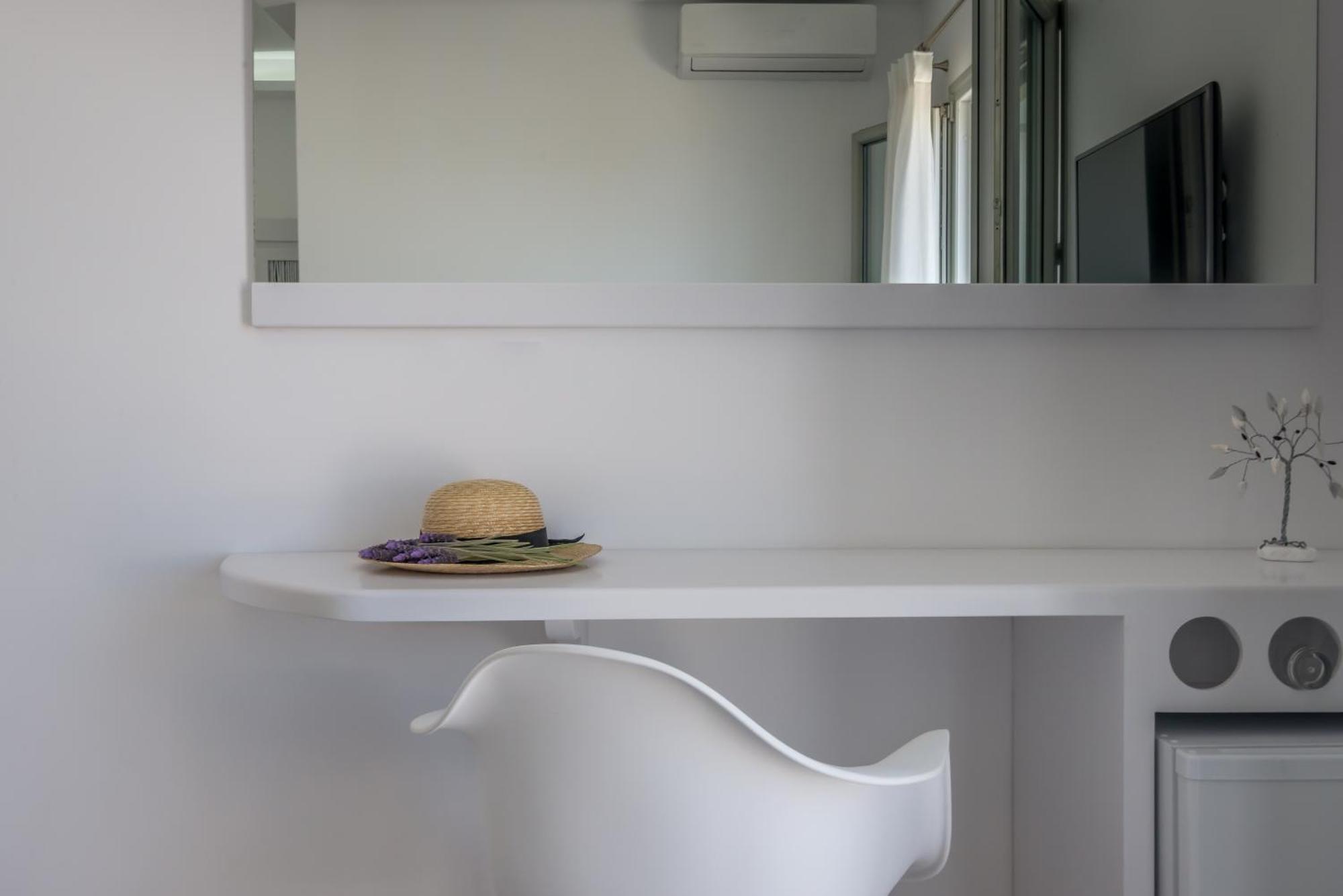 Habitación Doble Deluxe con vistas laterales al mar - 1 o 2 camas