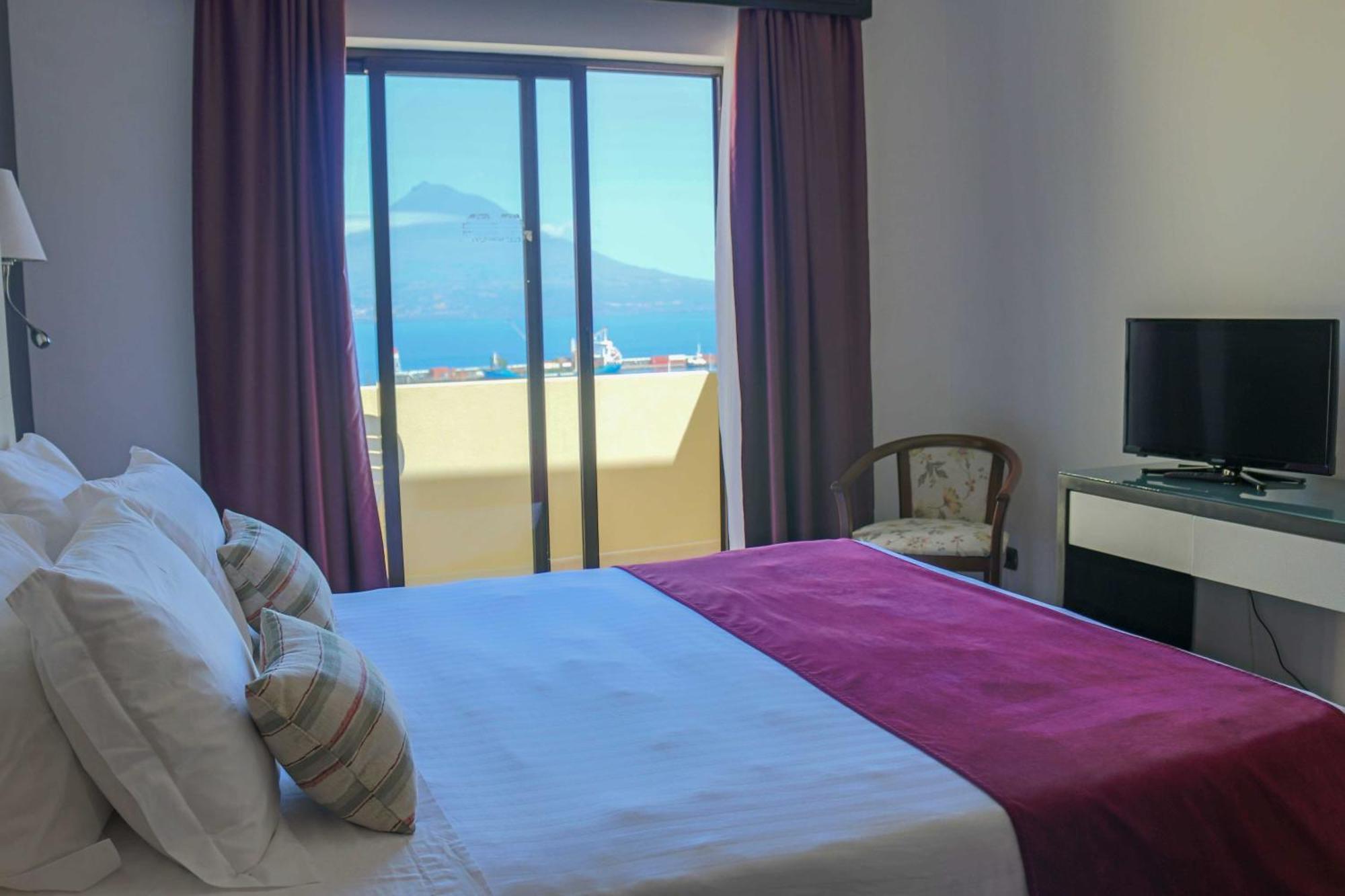 Quarto Duplo ou Twin com Vista Jardim