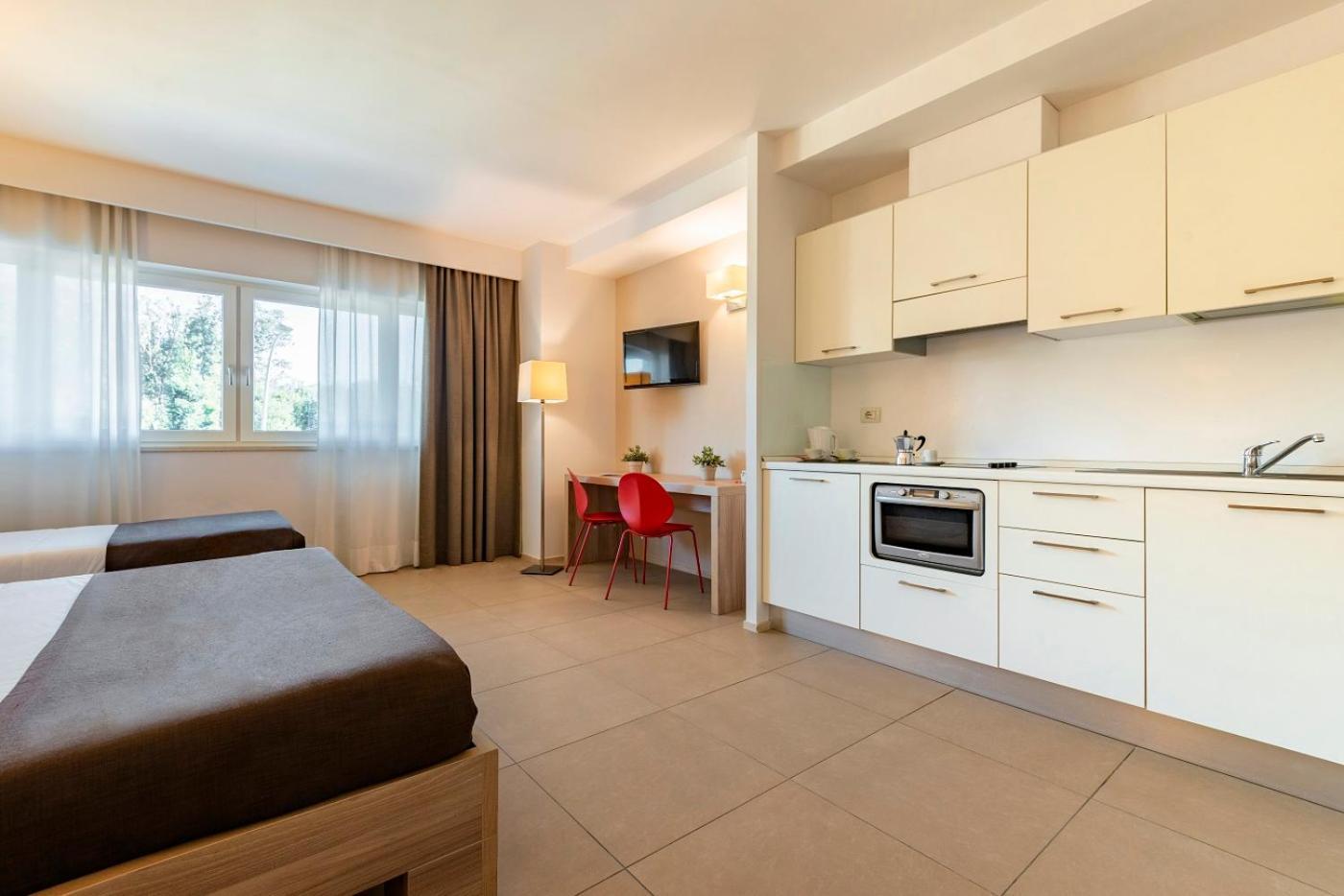 Driepersoonskamer met Kitchenette