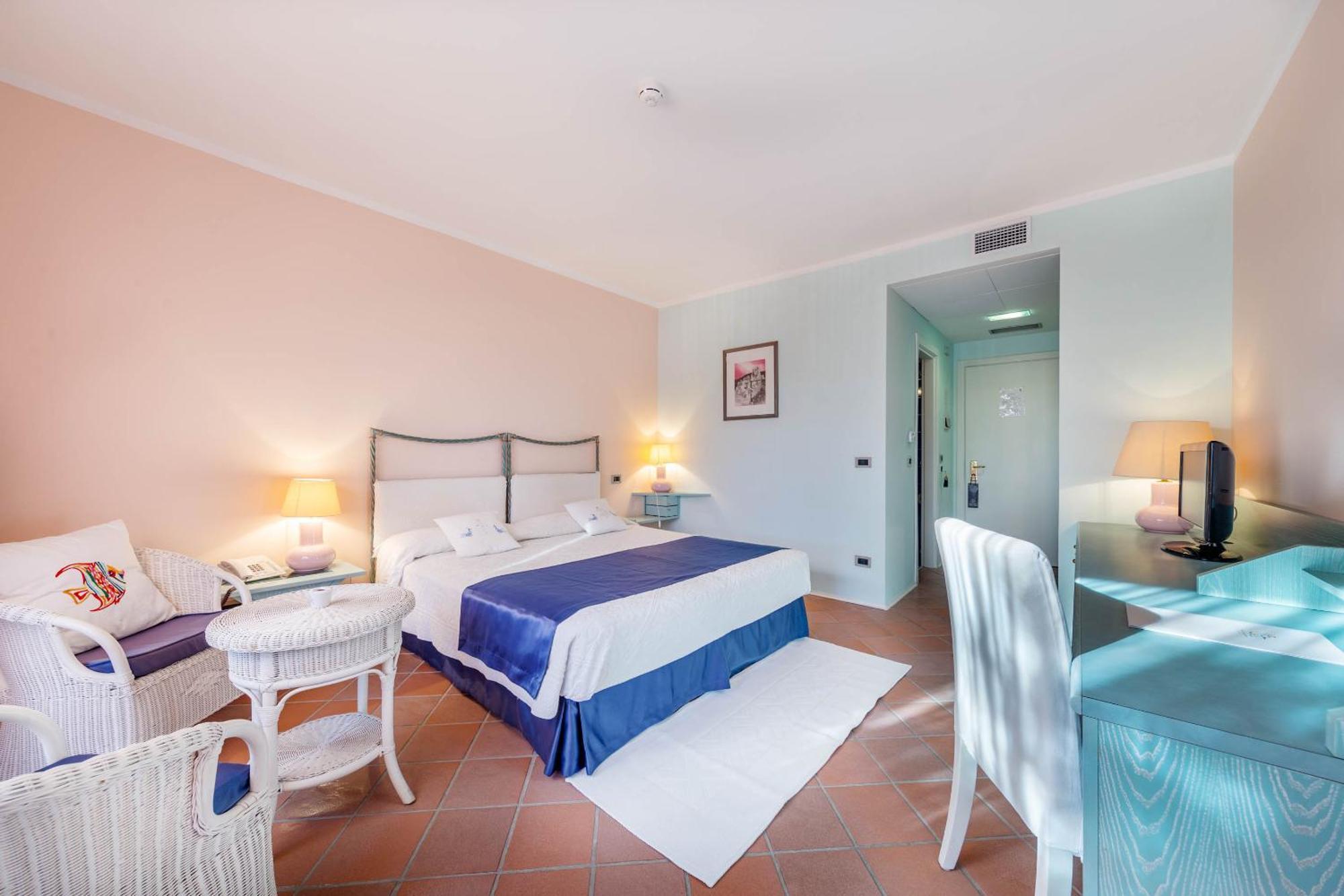 Comfort Double or Twin Room
