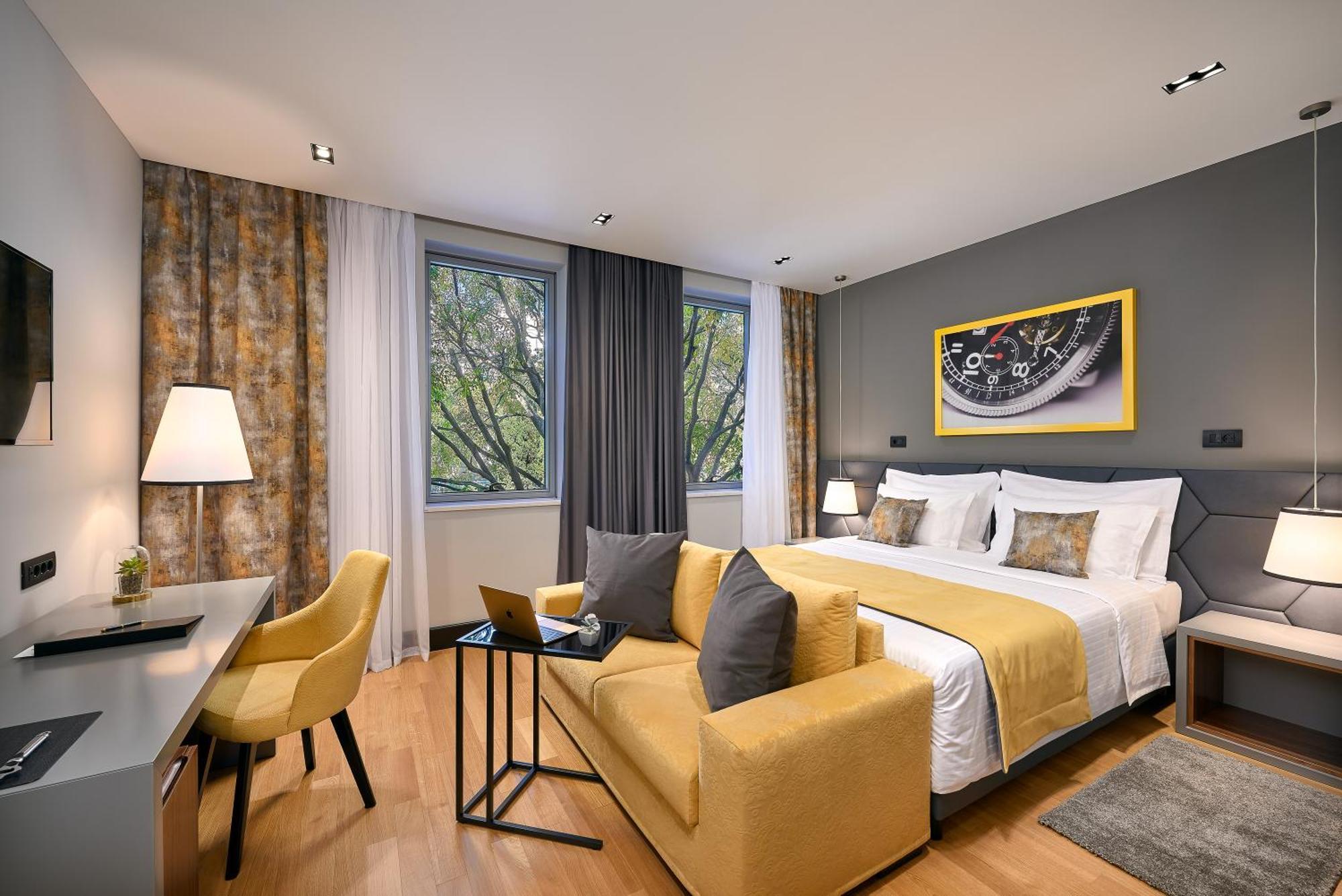 Standard King Room