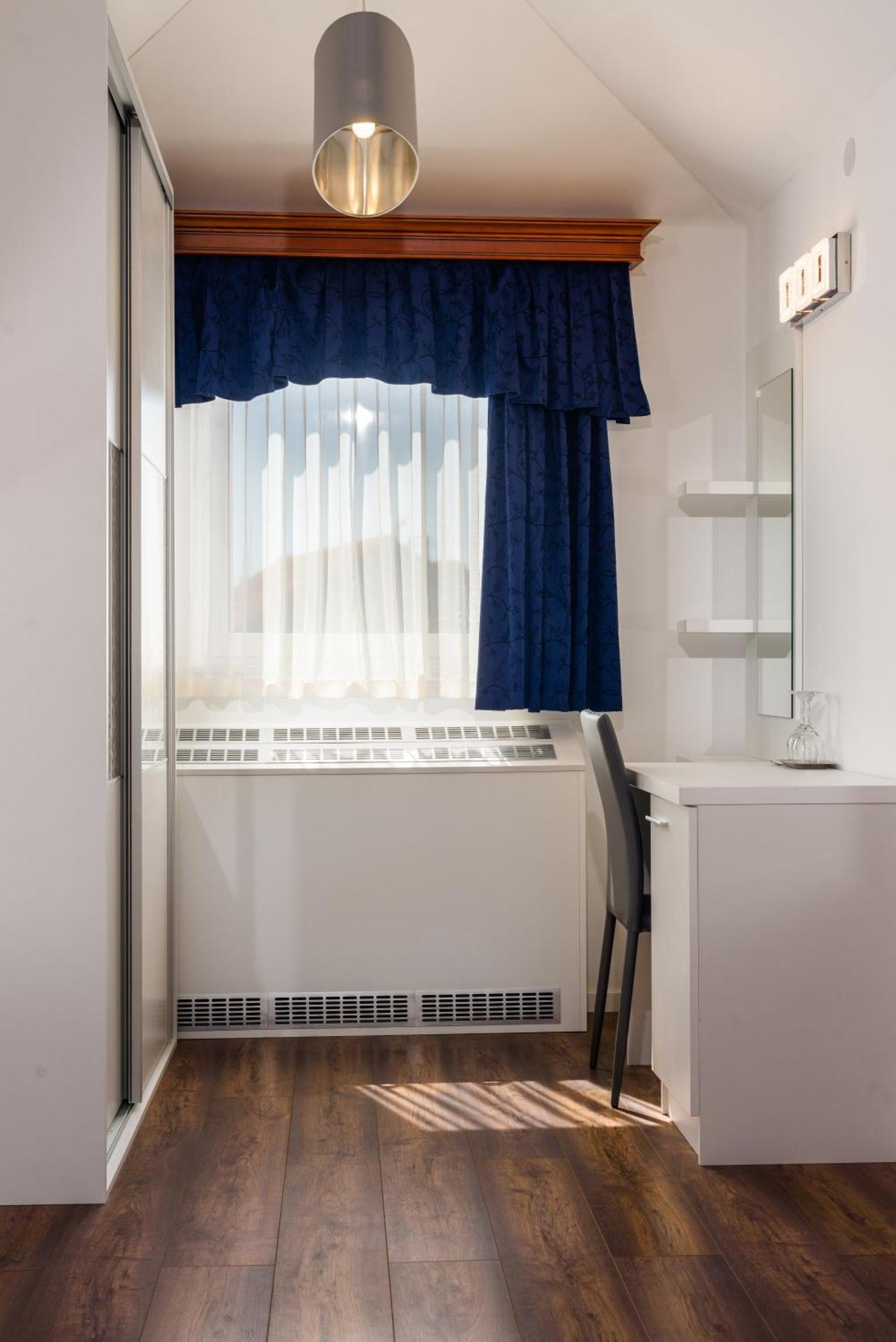 Deluxe Double Room with Sea View