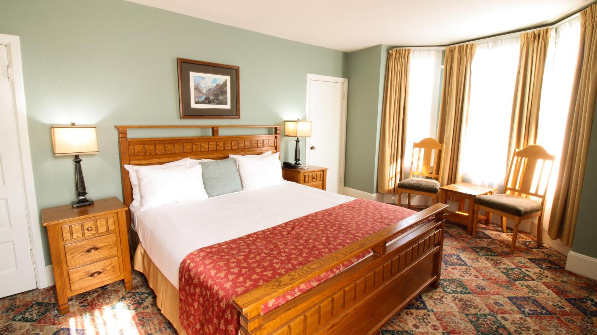 Classic Zimmer mit Kingsize-Bett