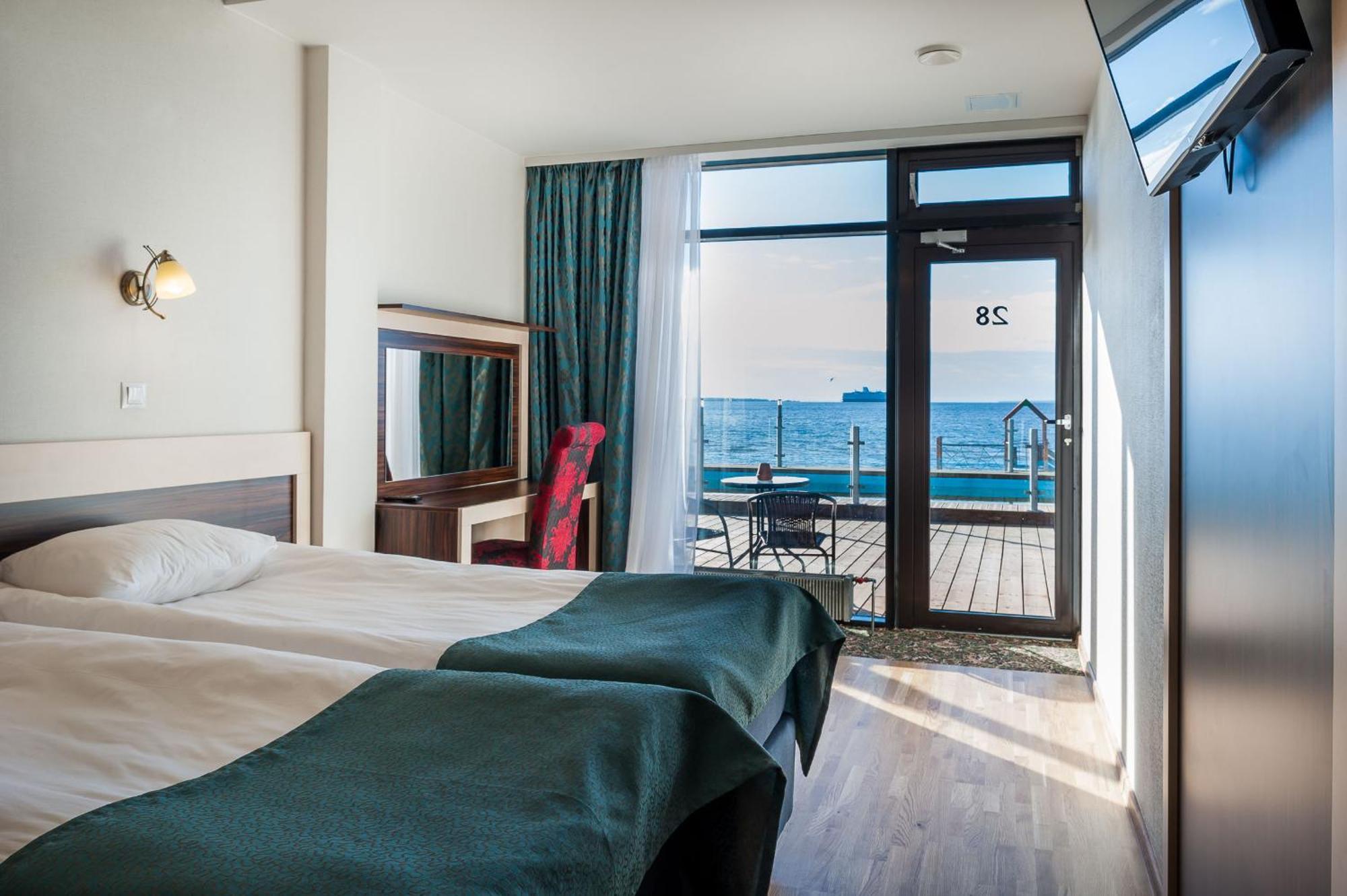 Studio Terrace Sea View