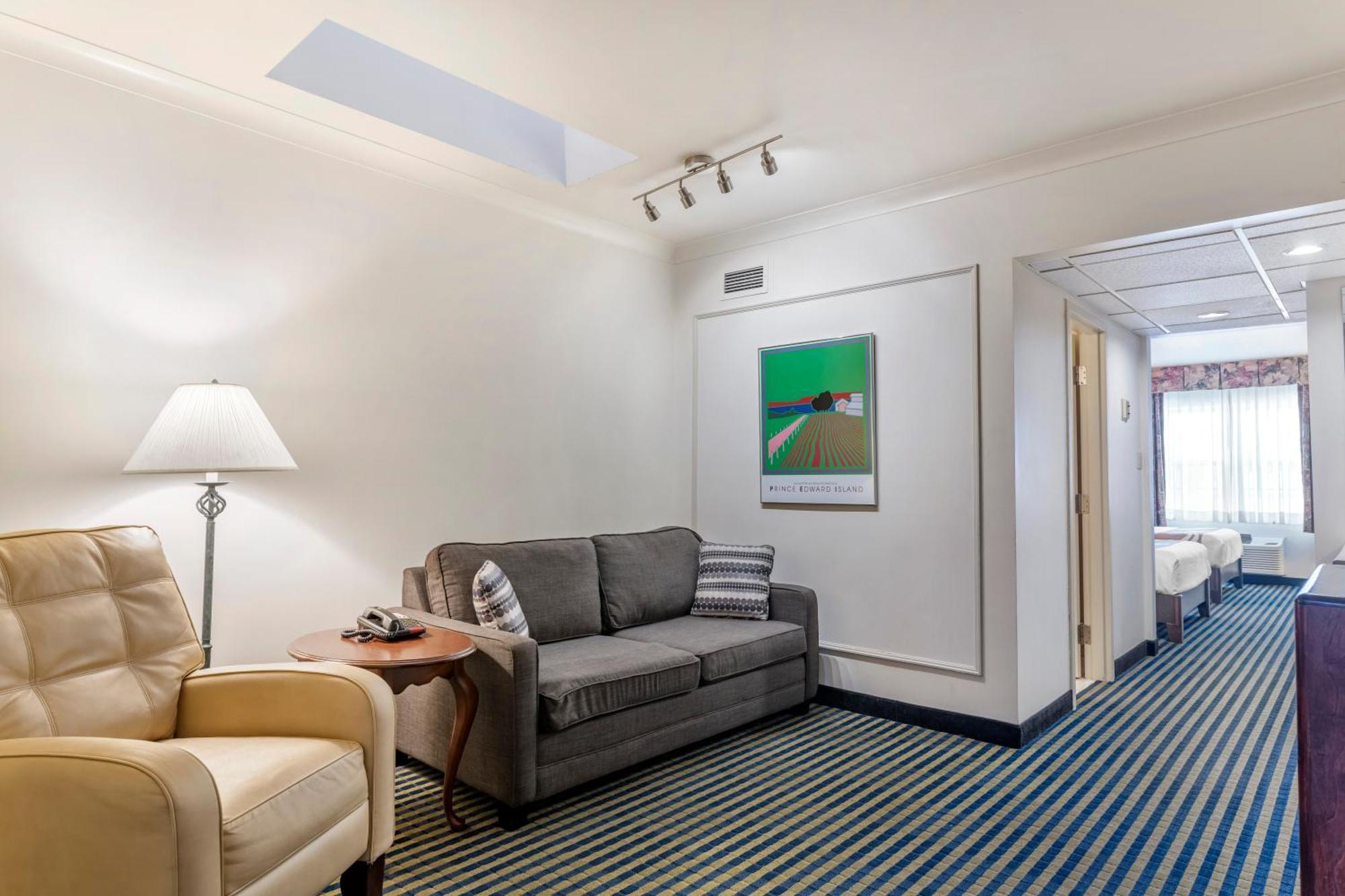 Queen Suite with Two Queen Beds