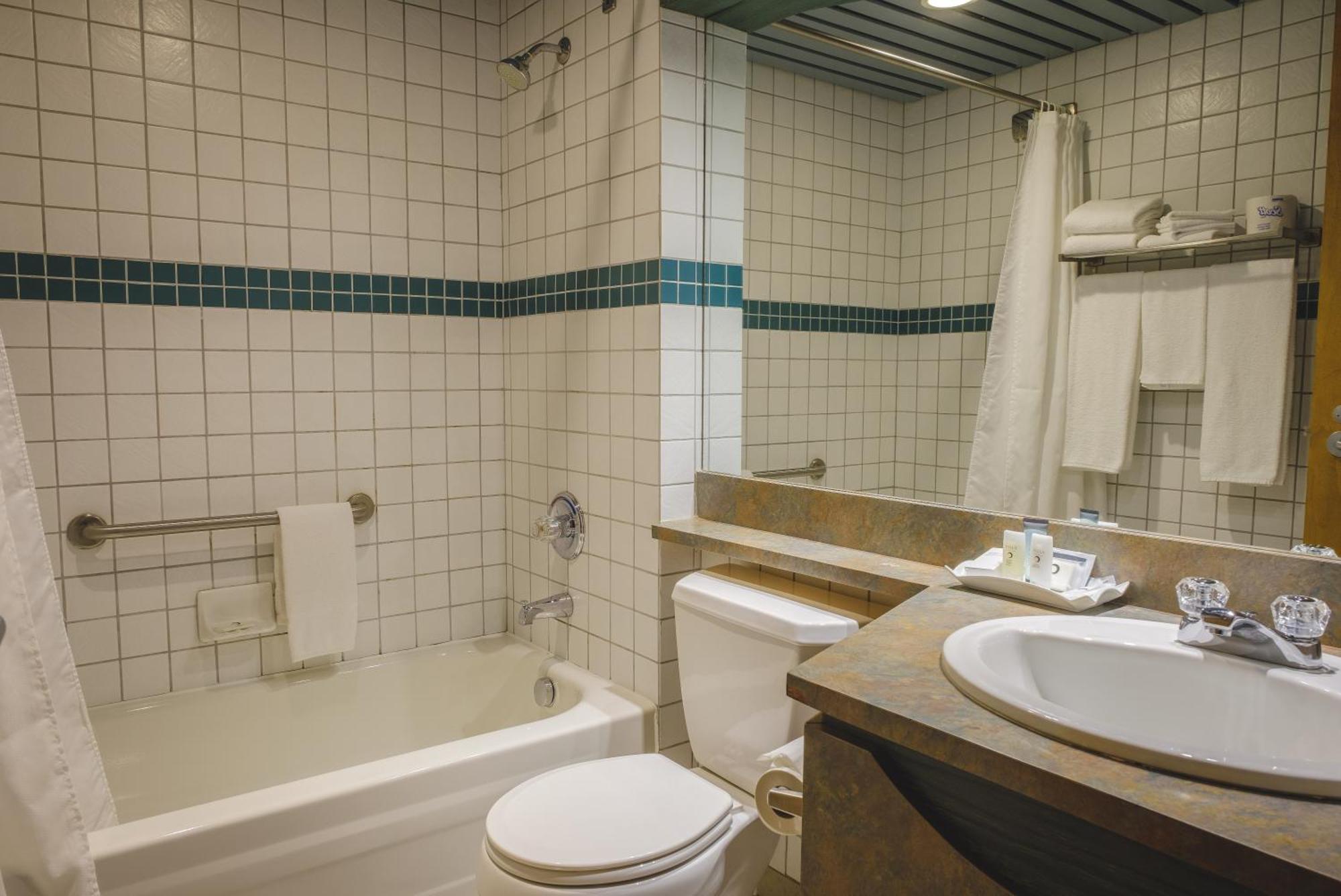 Economy Queen Room with Two Queen Beds