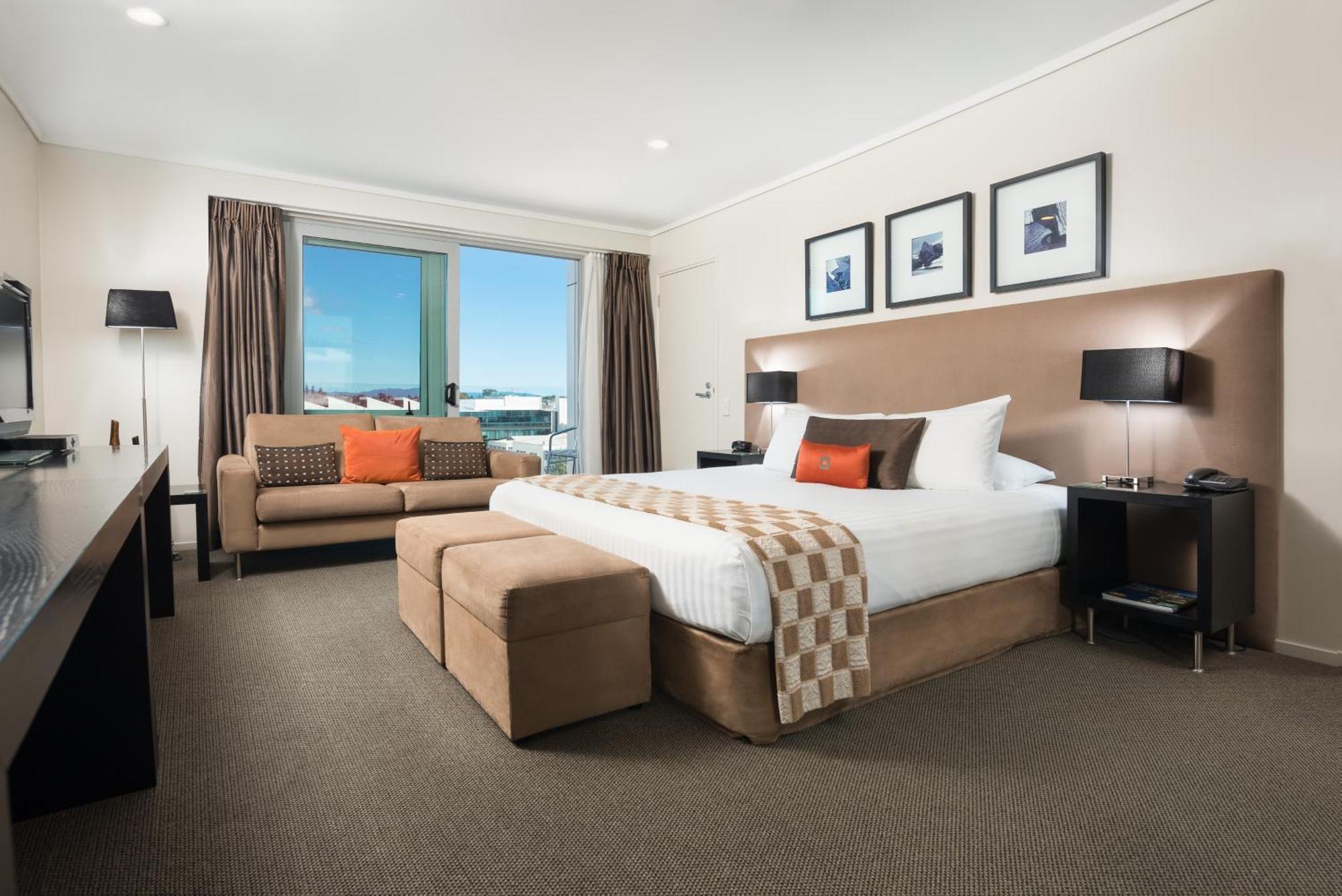 Deluxe King or Twin Room