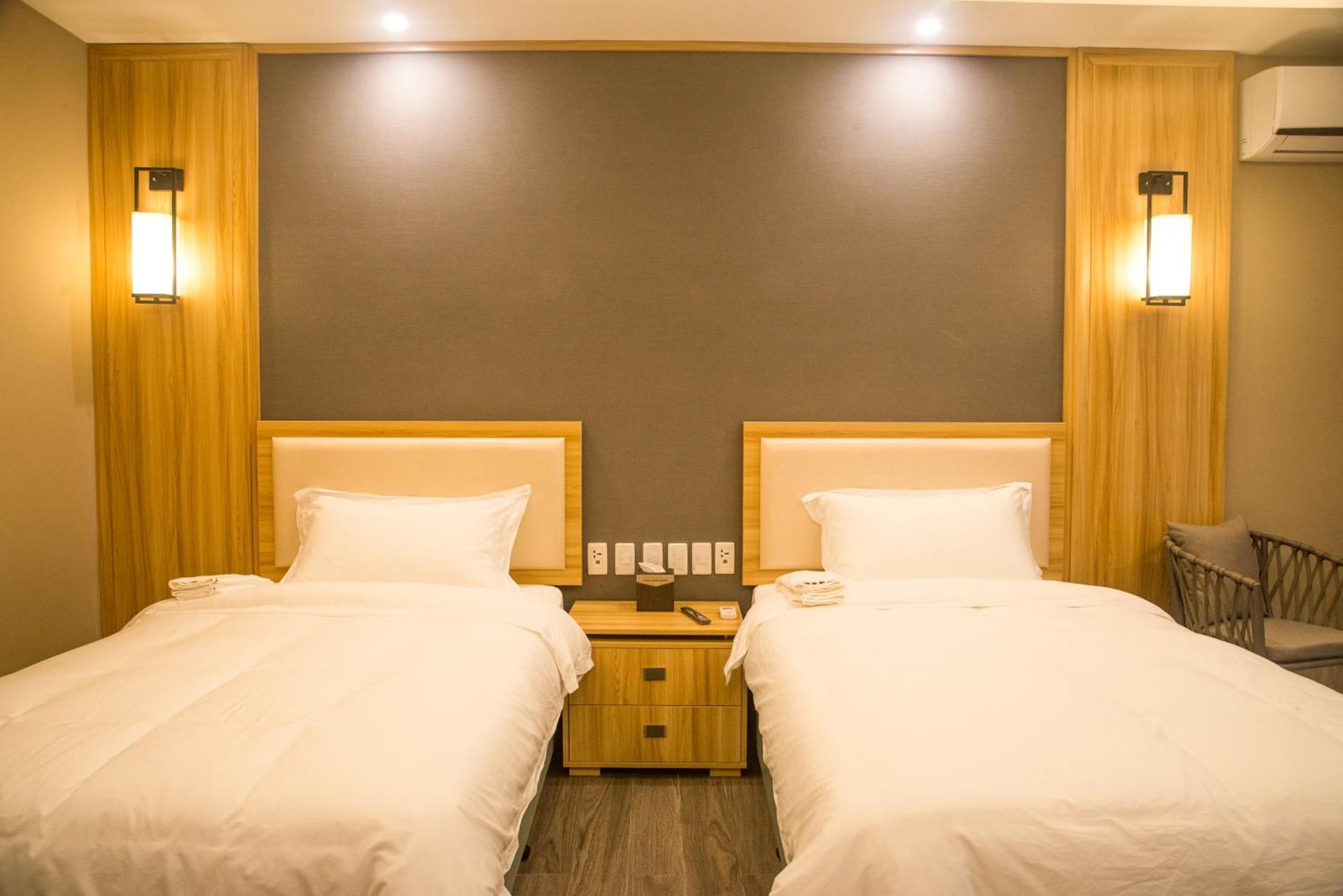 Premium Tweepersoonskamer met 2 Aparte Bedden