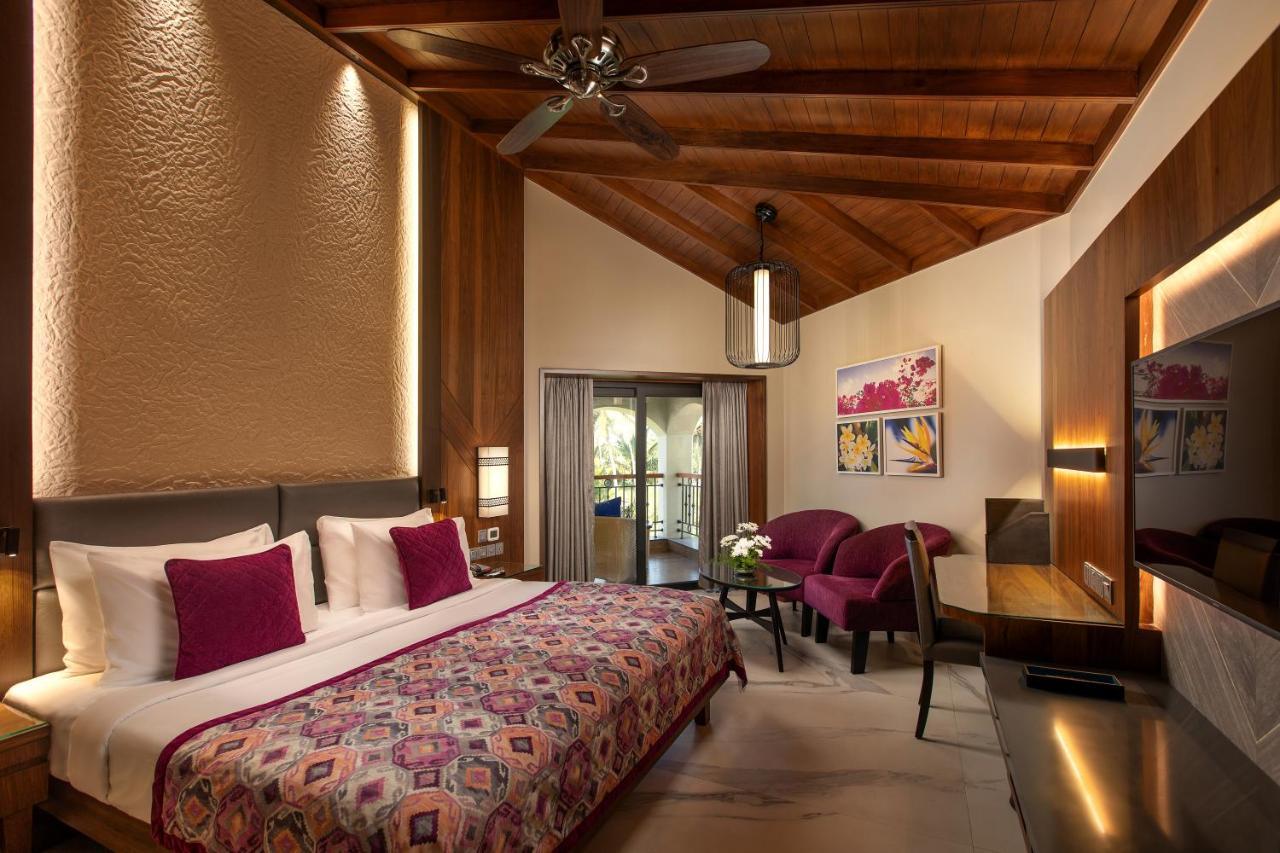 Premier Club Room with Happy Hour (5-7 PM), Unlimited Tea / Coffee at Lobby BAR / Non Alcoholic Drink / Food, Beverage & Spa  Discount
