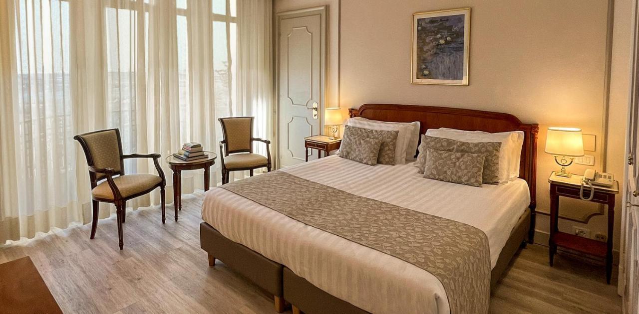 Double Room Lake View