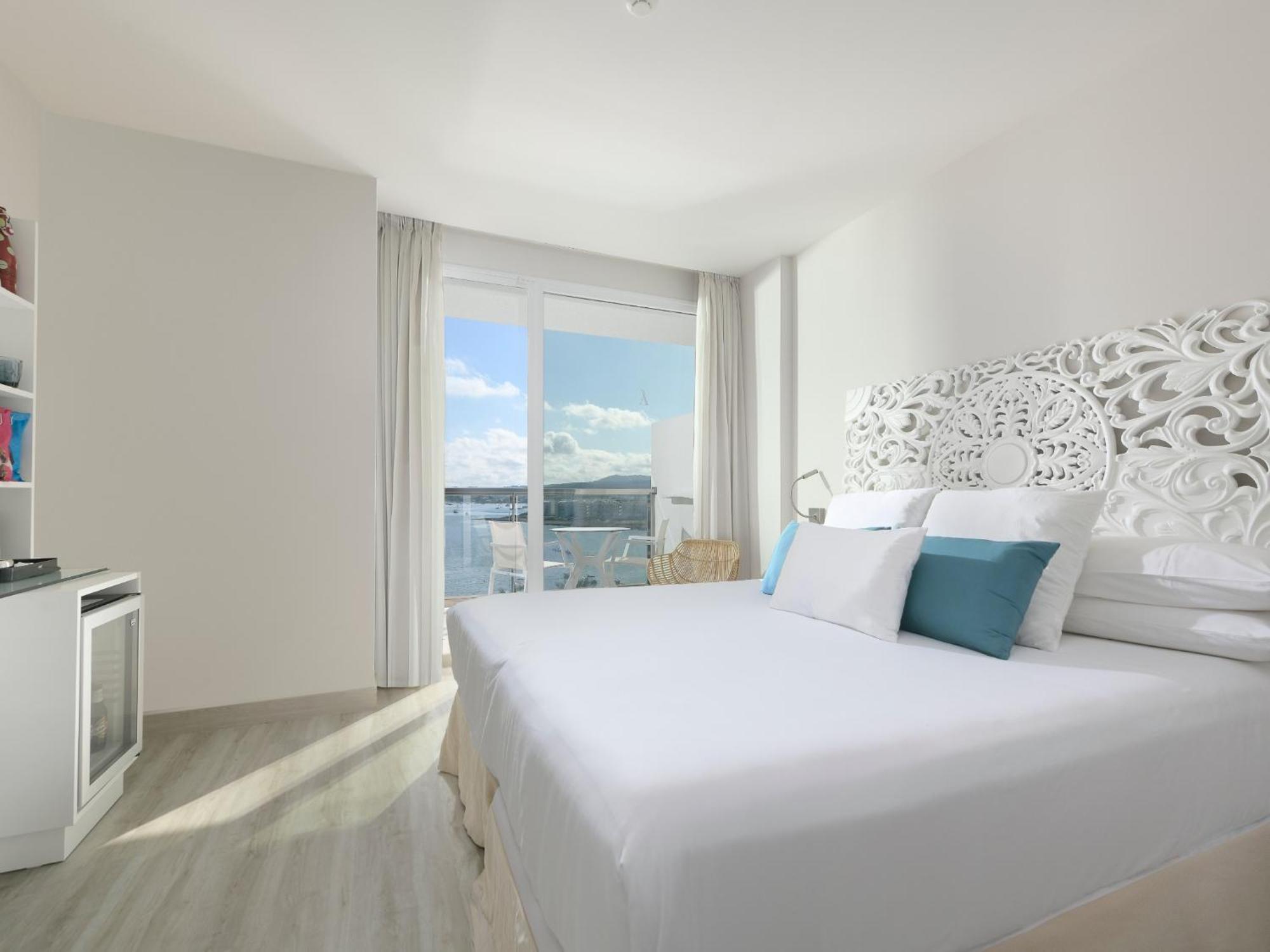 Double or Twin Room Pool View Keep the Secret,1589310186:JPEG