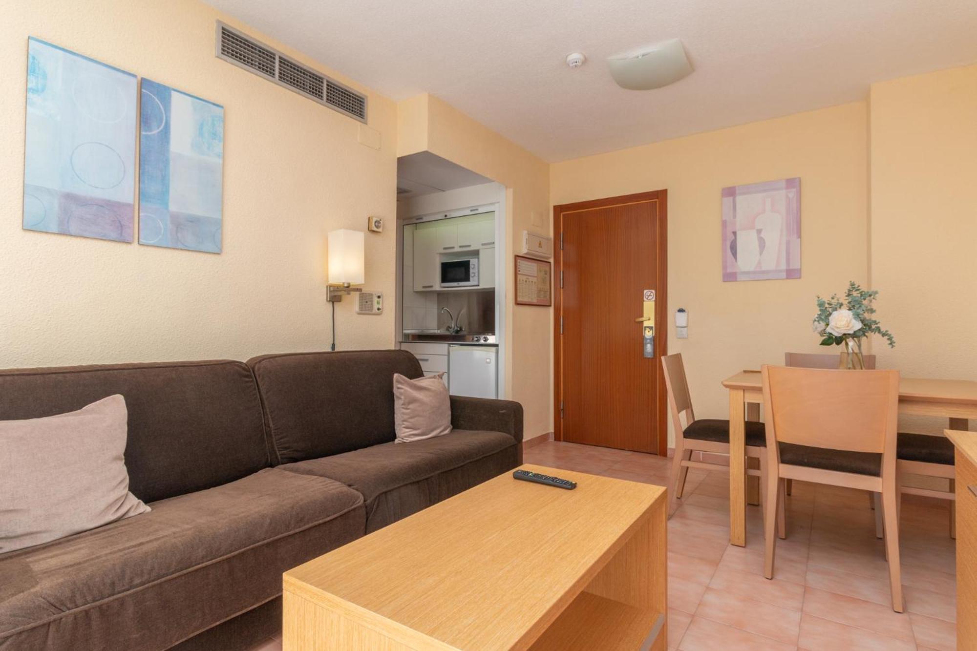 Apartamento de 1 dormitorio con terraza