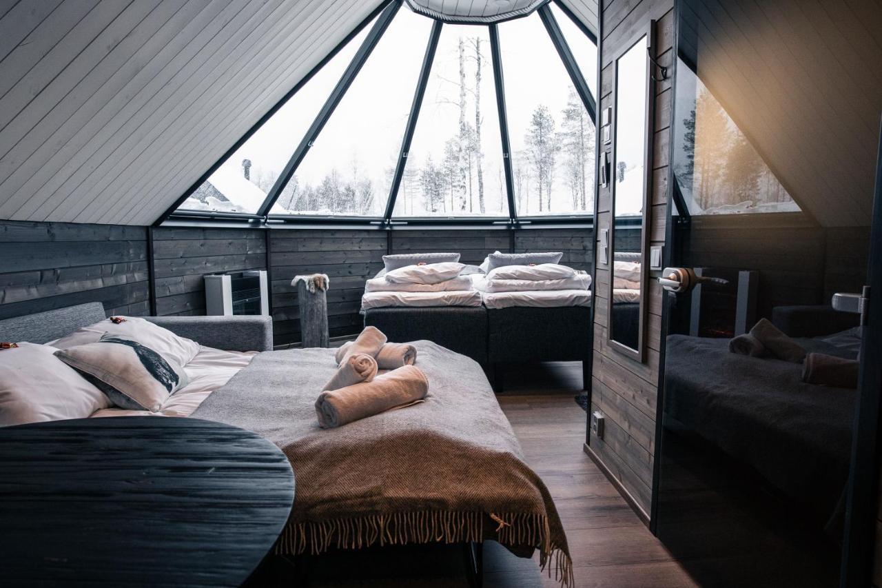 Aurora Cabin Queen