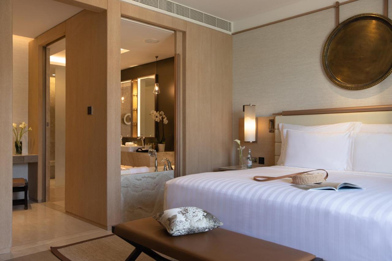 One Bedroom Panoramic Suite
