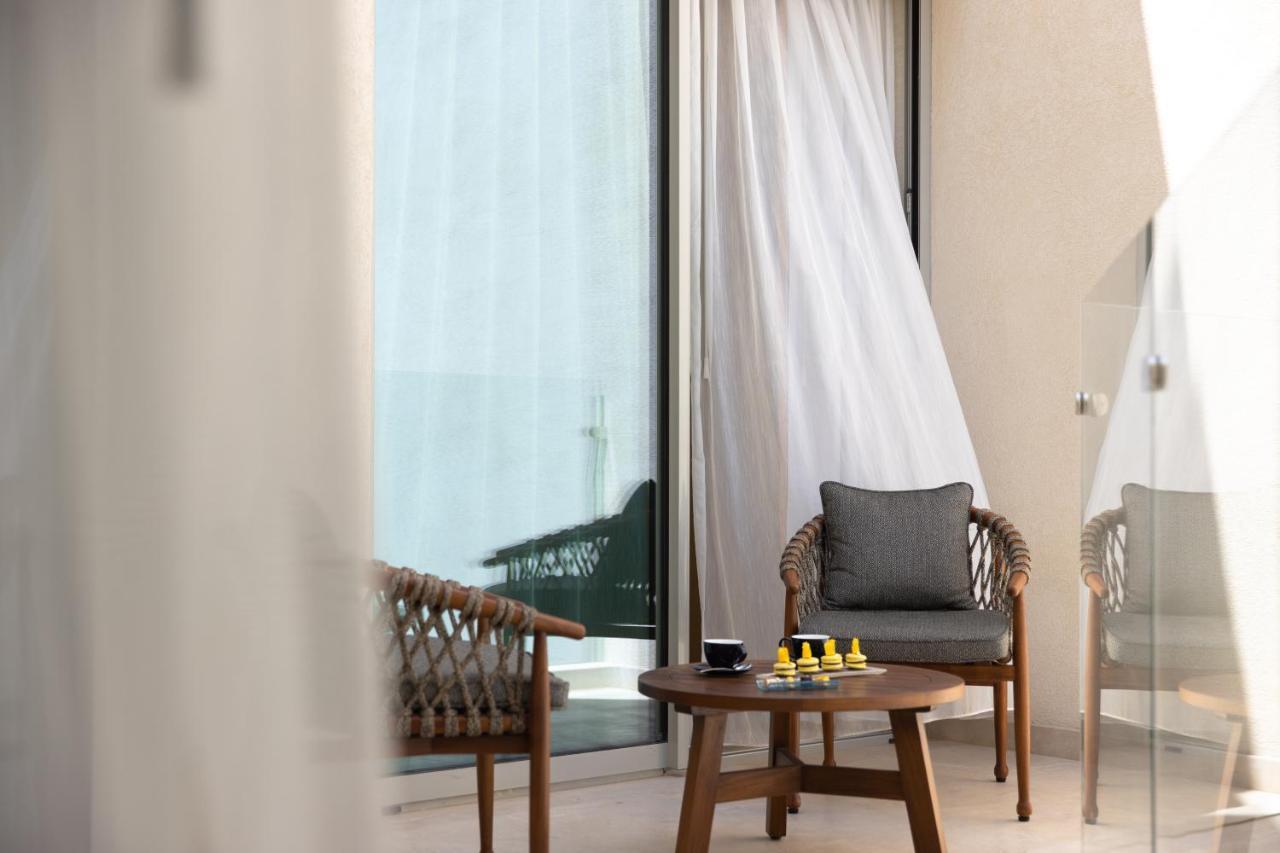 One Bedroom Panoramic Suite