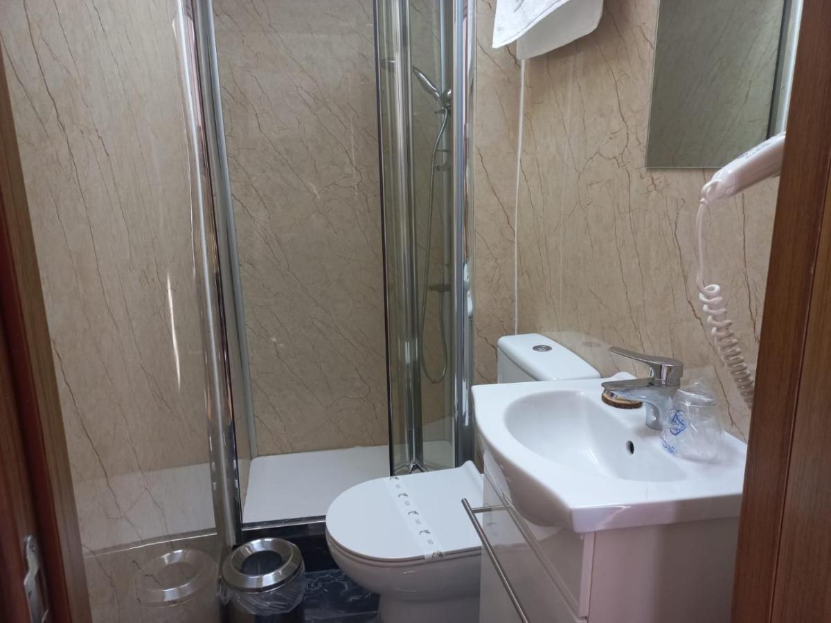 Standard Single Room,1235707610:JPEG