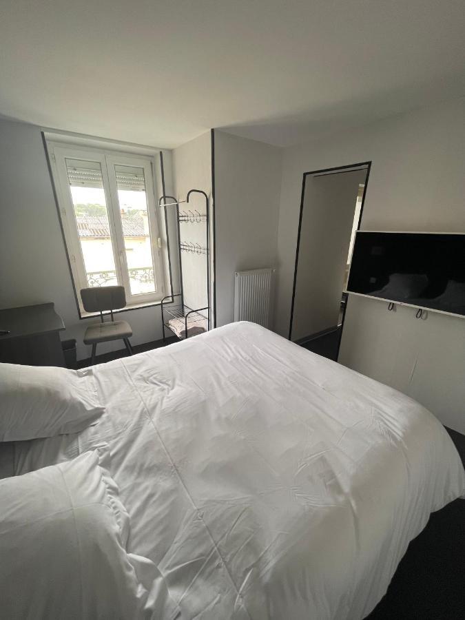 Family Room,1238334601:JPEG