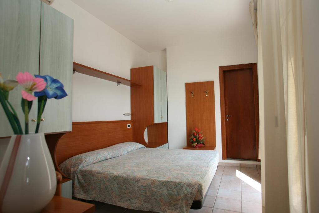 Double or Twin Room Sea View,12468152:JPEG