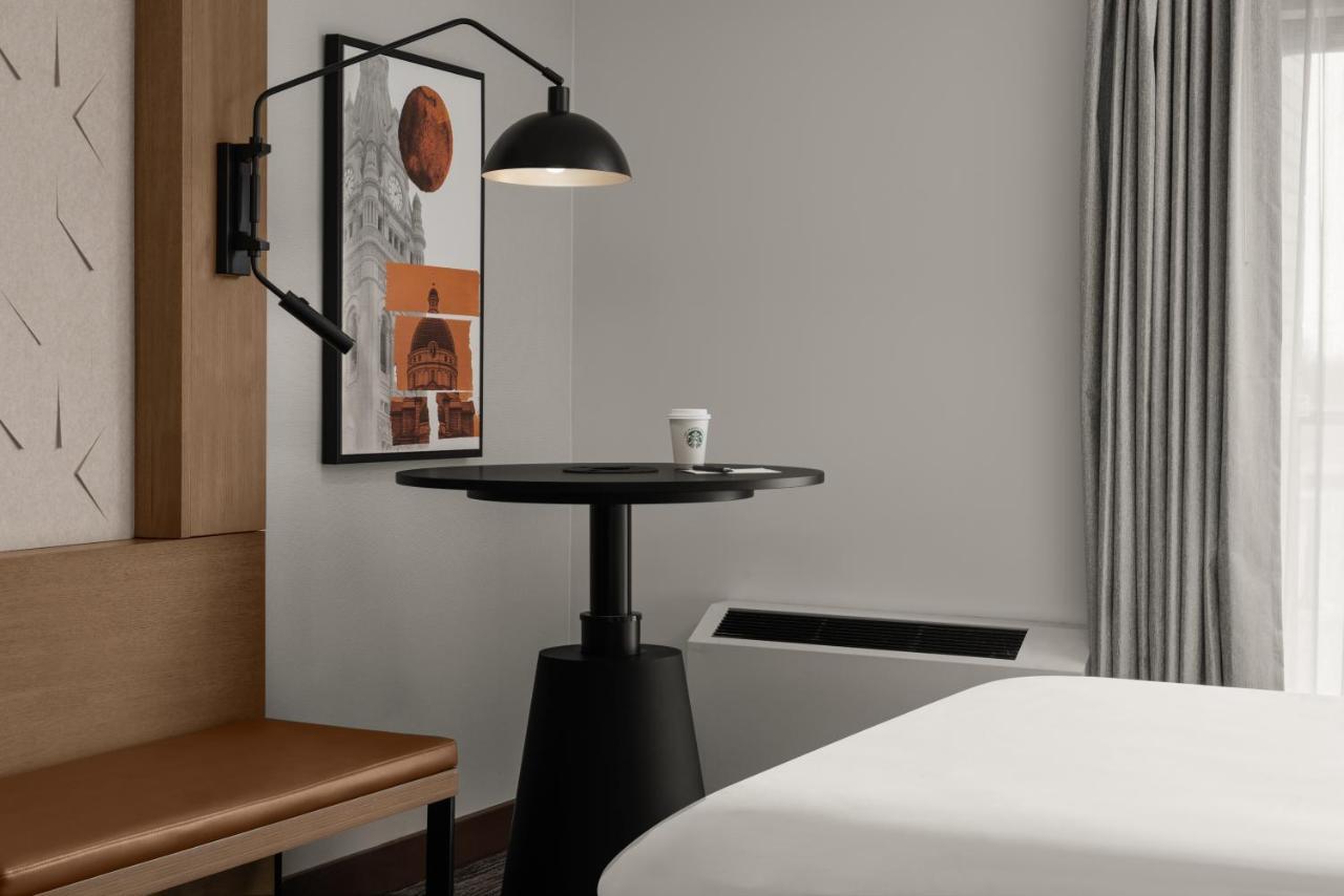Kamer met Kingsize Bed