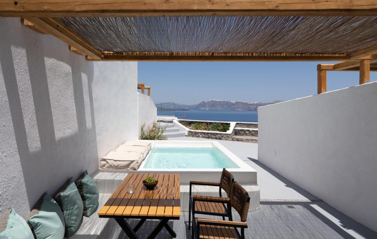 Habitación Familiar con piscina privada y vistas a la Caldera
