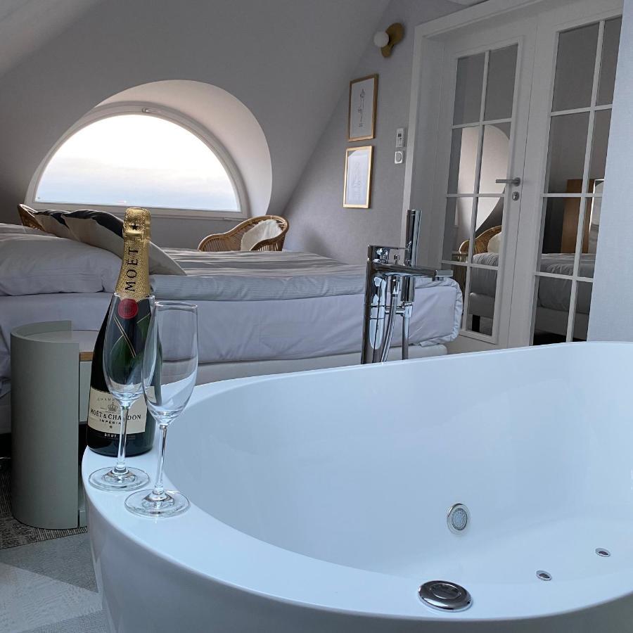Suite Deluxe con bañera de hidromasaje