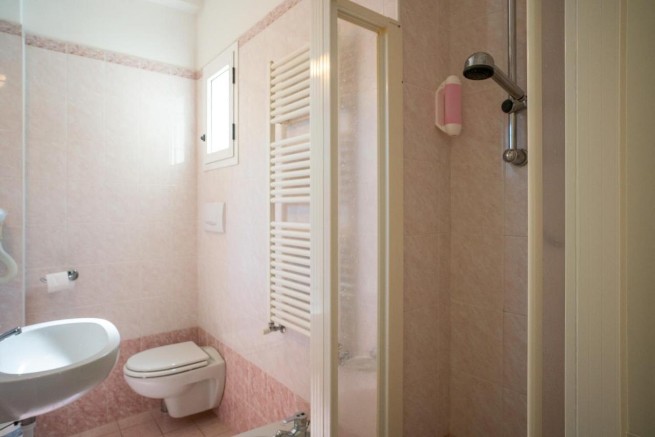 Quadruple Room,1437314566:JPEG