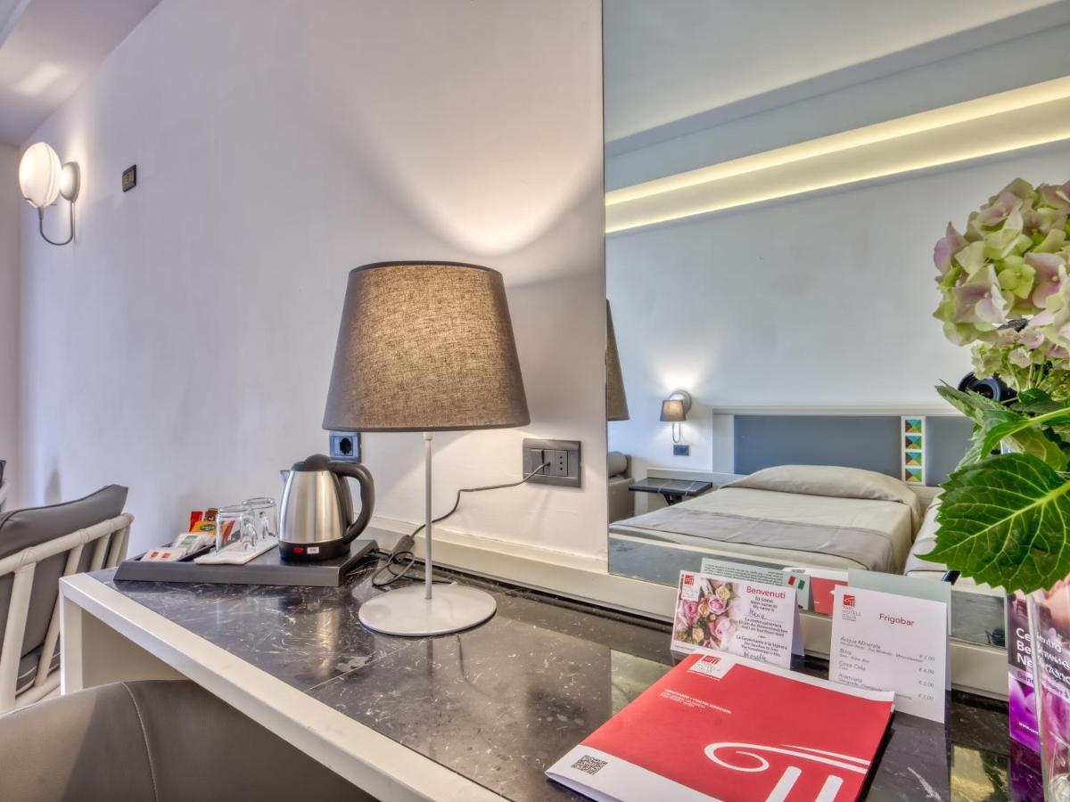Standard Double or Twin Room Balcony