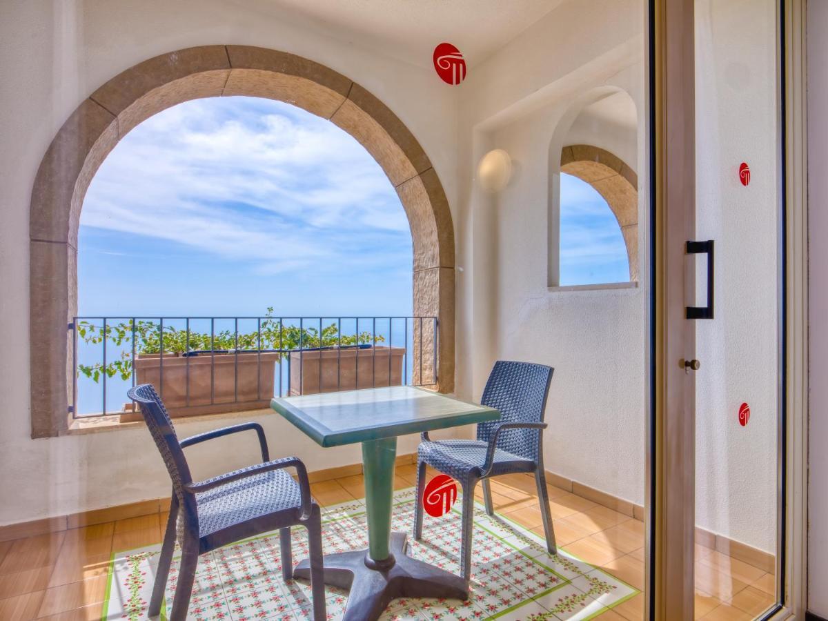 Double or Twin Room Balcony Sea View