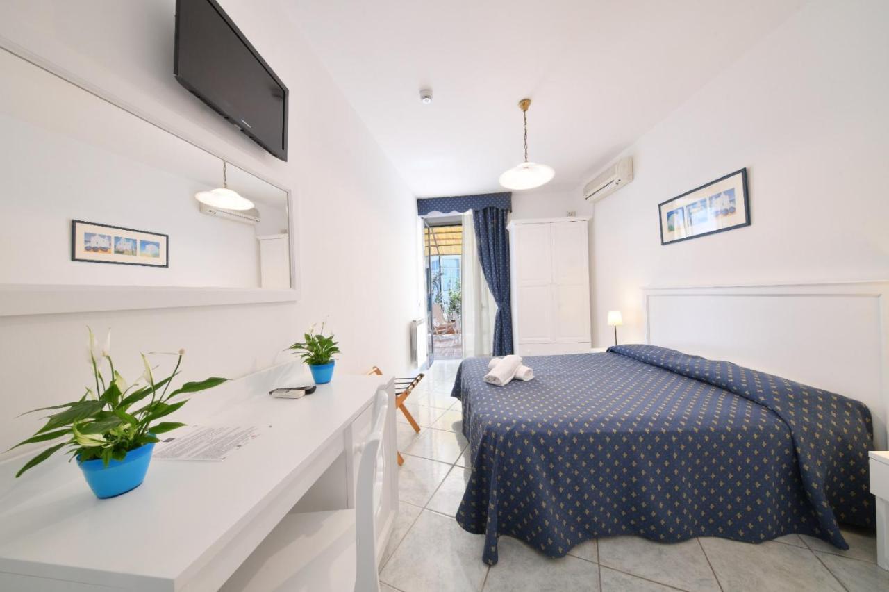 Doppelzimmer mit Balkon