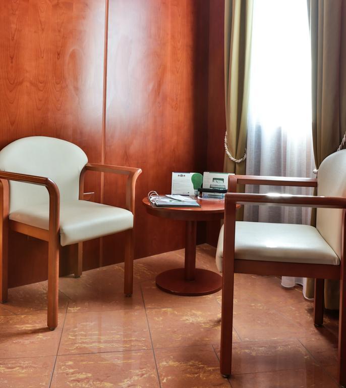 Comfort Dreibettzimmer mit Terrasse