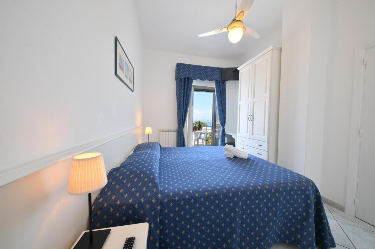 Doppelzimmer mit Meerblick