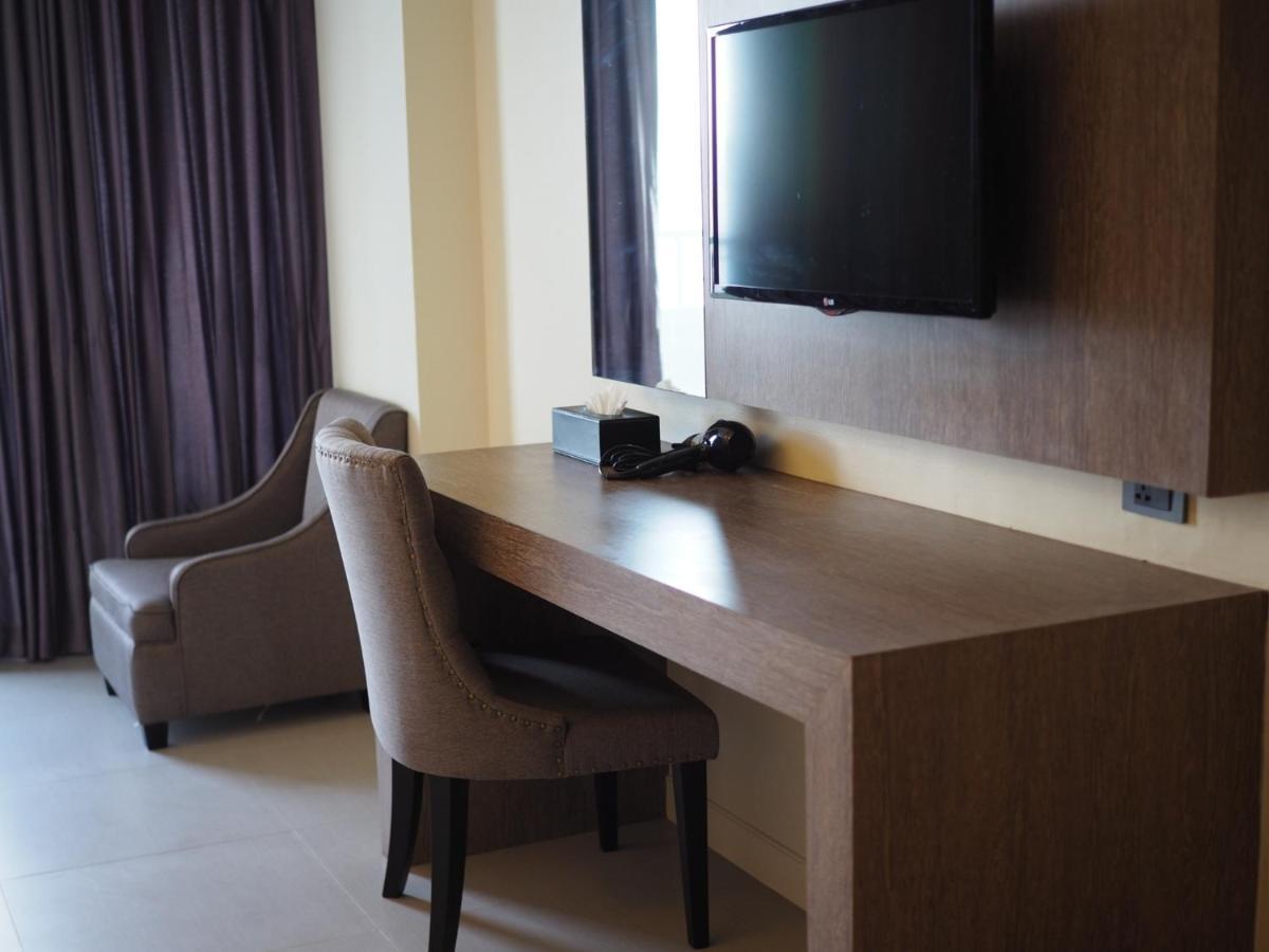 Standard Twin Room with Sea View