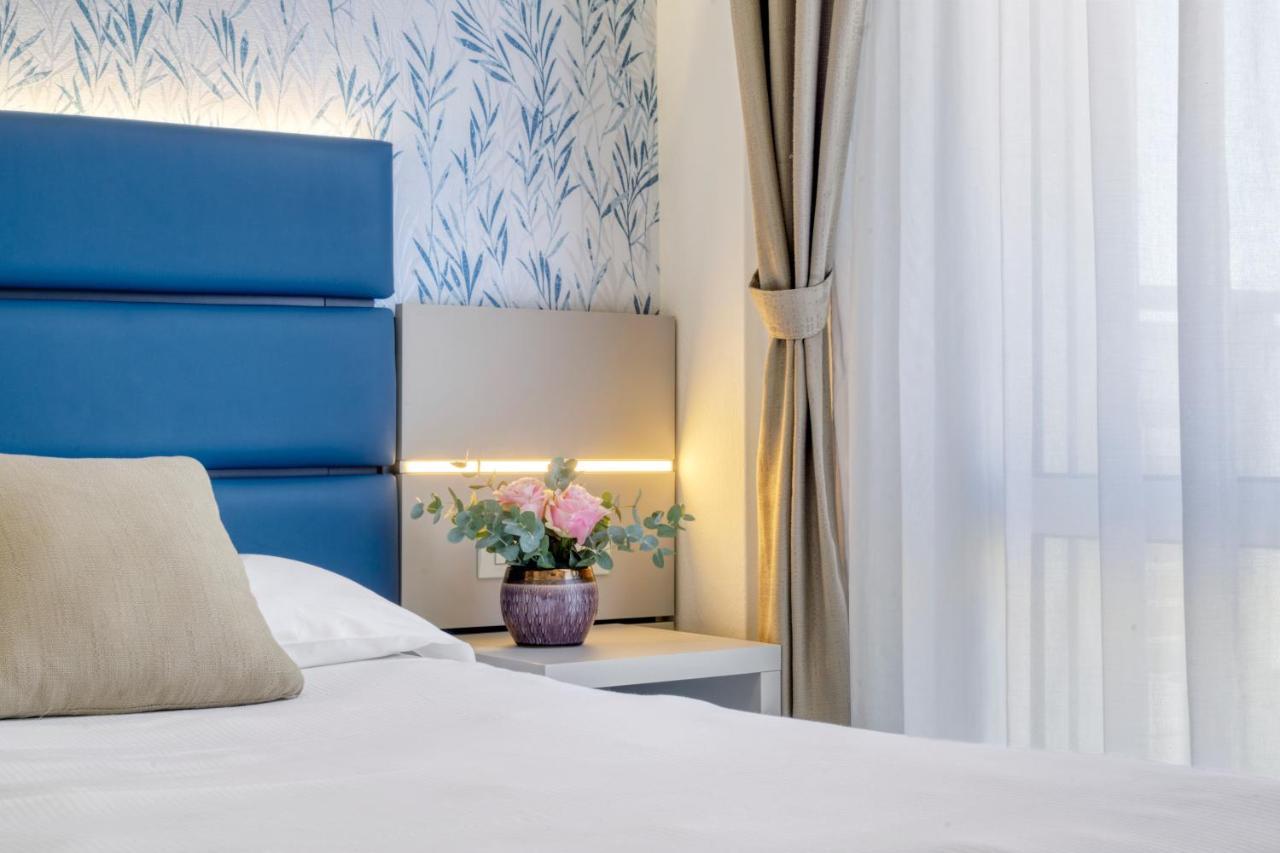 Double or Twin Room,1259848054:JPEG