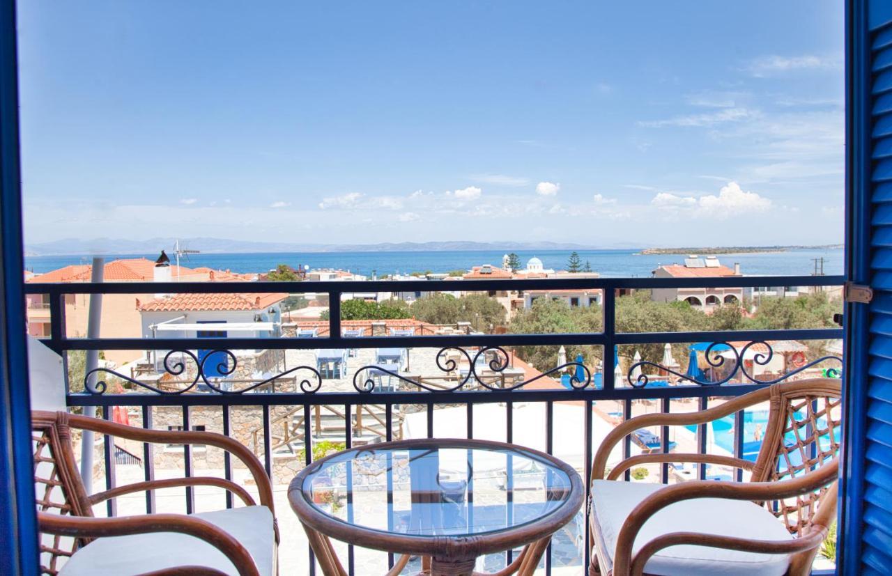 Double or Twin Room with Sea View