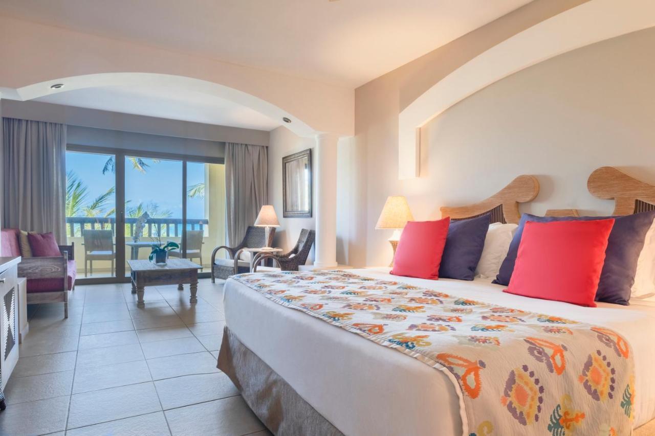 Junior Suite Frontal Sea View up to 12 years old,1264326004:JPEG
