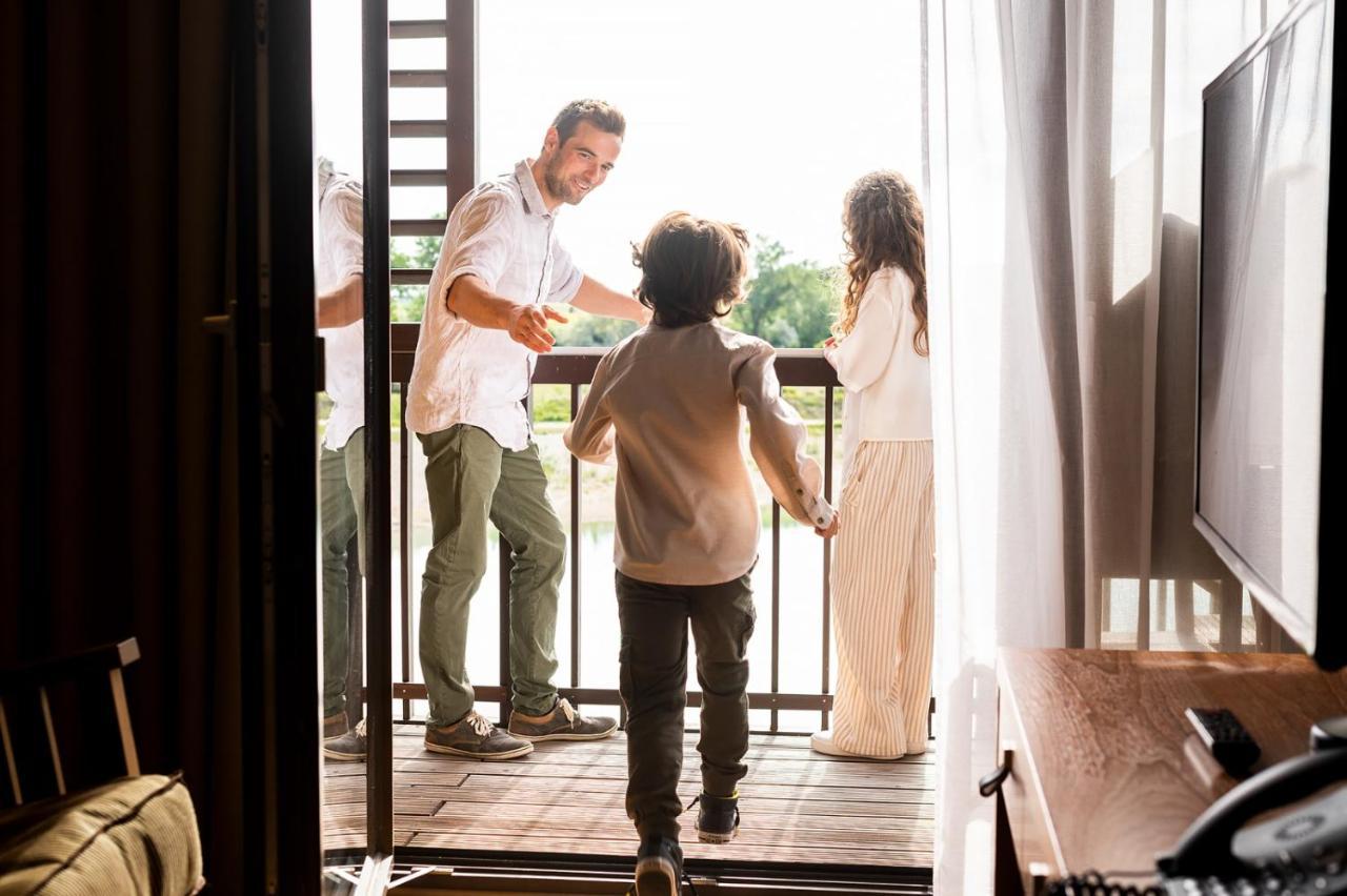 Family Suite,1758537488:JPEG